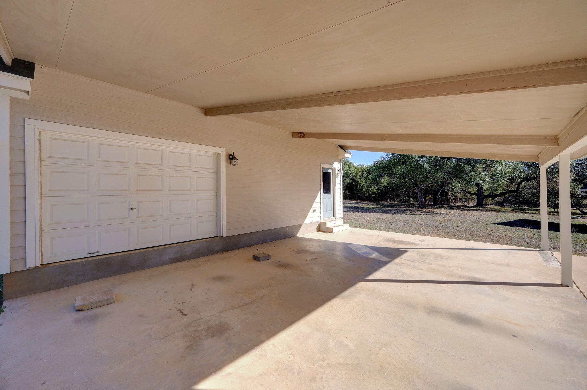 881 Saddleridge Dr, Wimberley, TX 78676