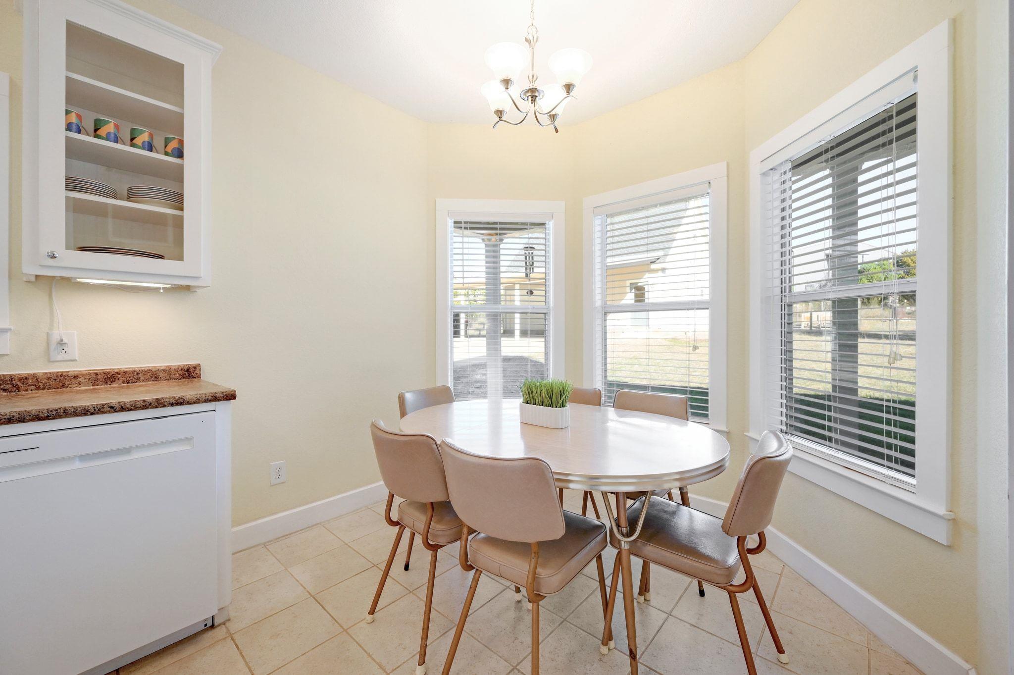 881 Saddleridge Dr, Wimberley, TX 78676