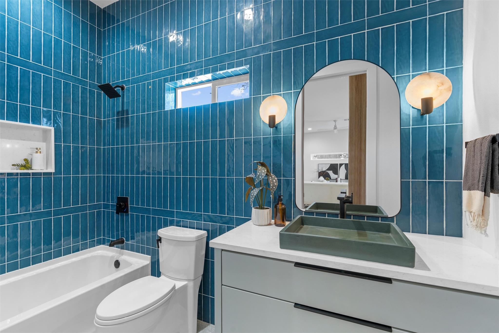 1209 Canterbury St, Austin, TX 78702