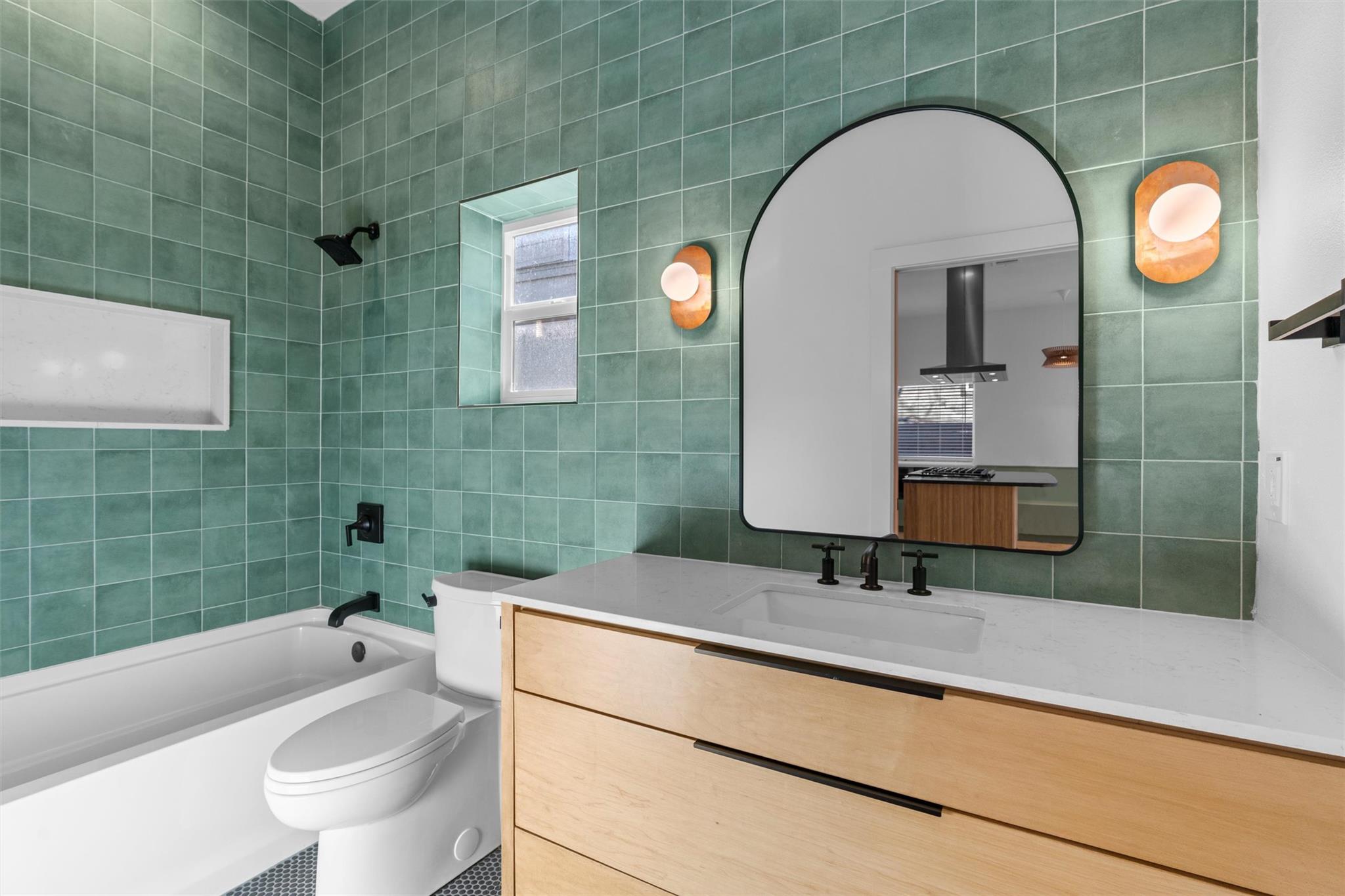 1209 Canterbury St, Austin, TX 78702