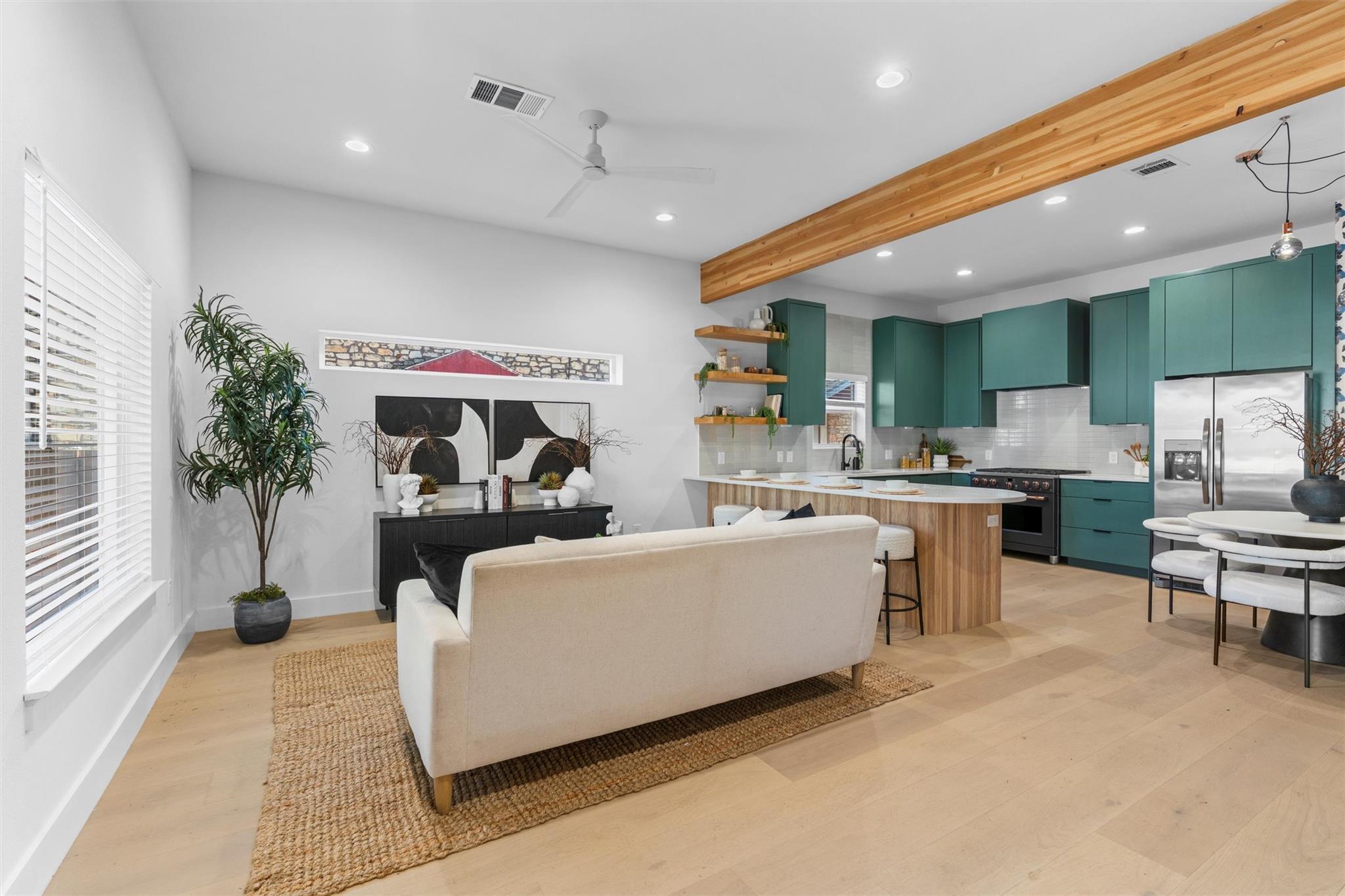 1209 Canterbury St, Austin, TX 78702