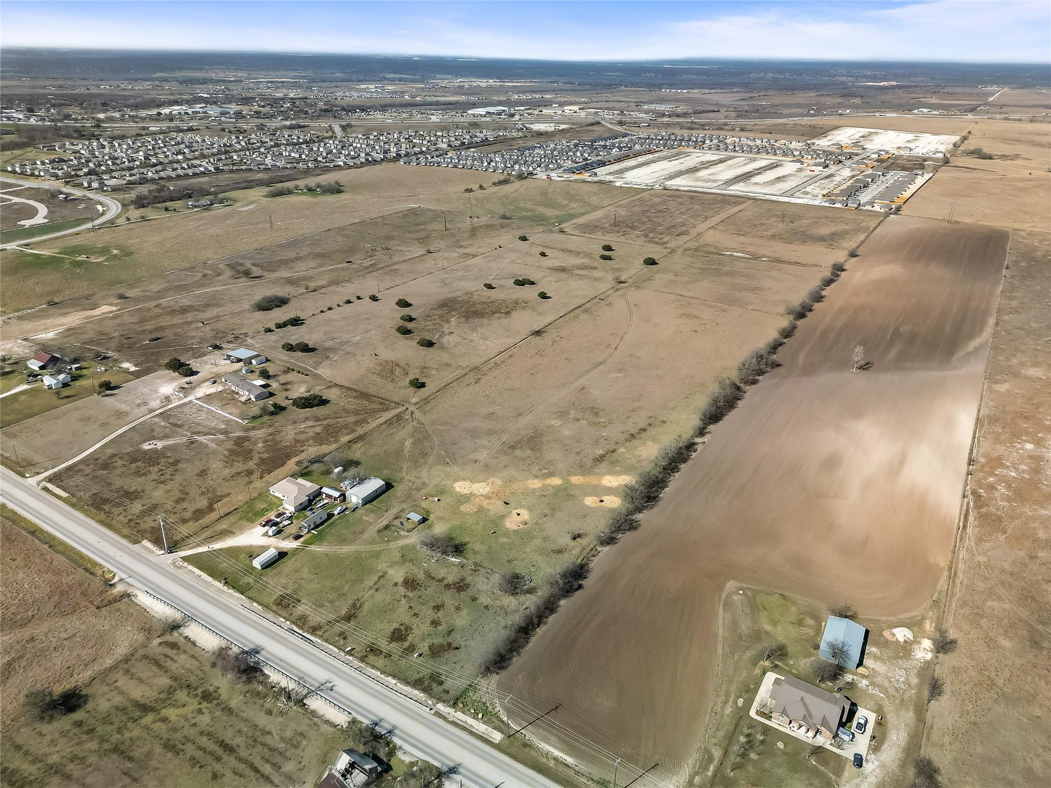 1351 E FM 487, Jarrell, TX 76537