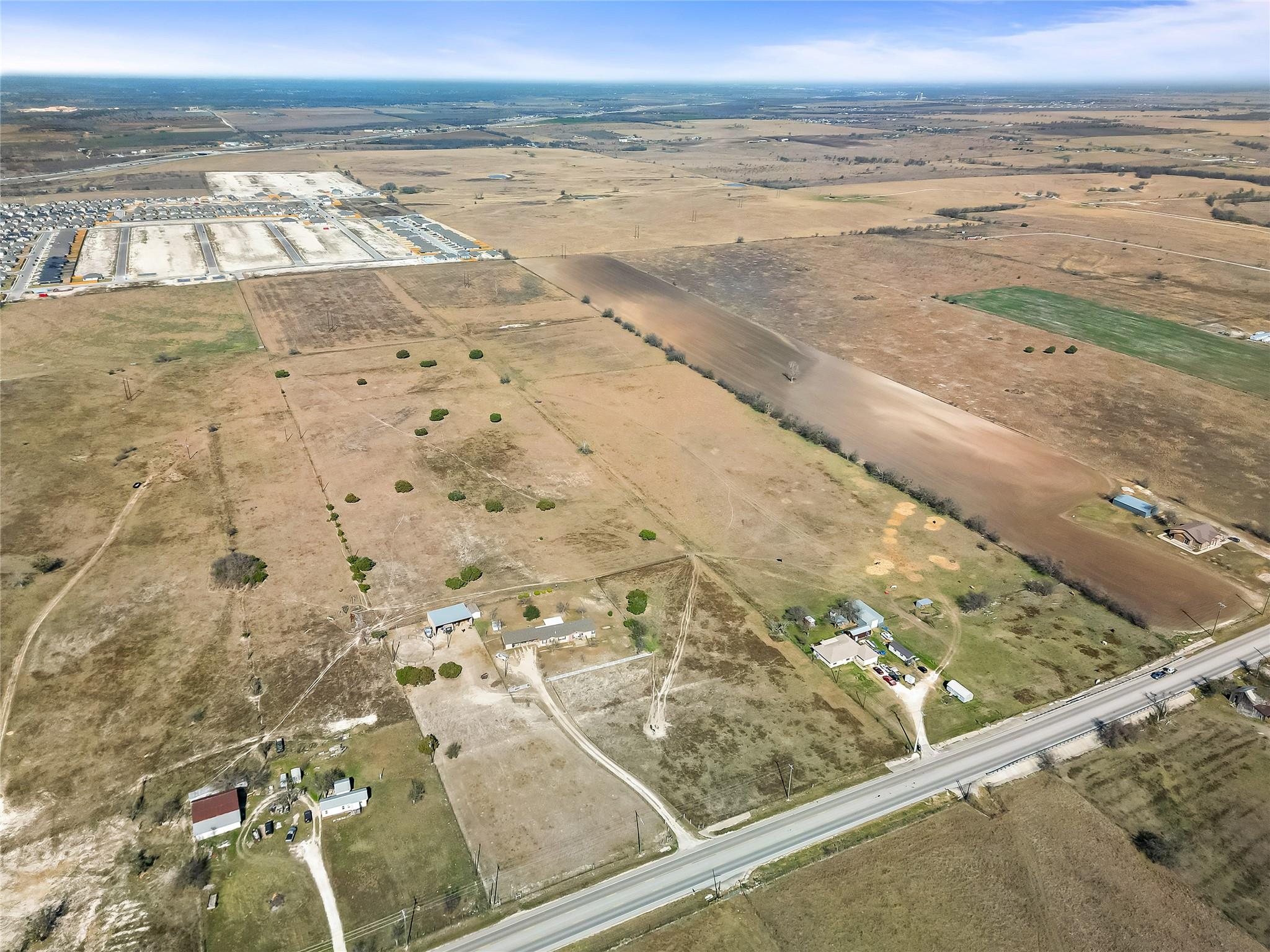 1351 E FM 487, Jarrell, TX 76537