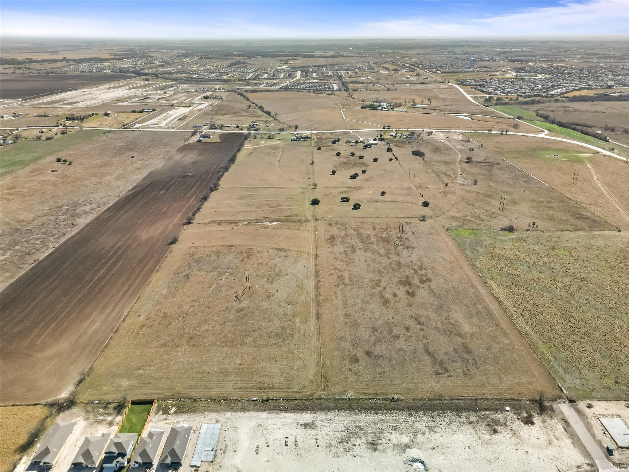 1351 E FM 487, Jarrell, TX 76537