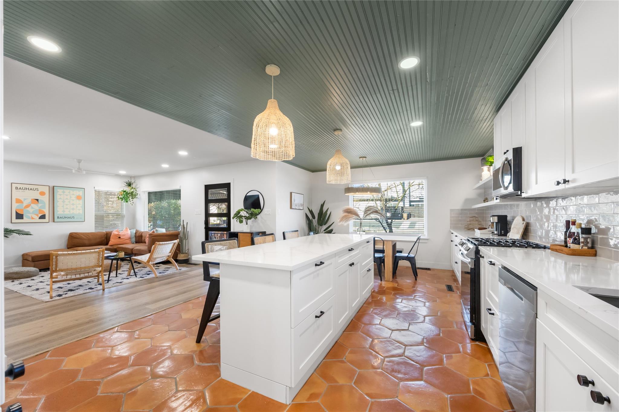 2109 Brackenridge St, Austin, TX 78704