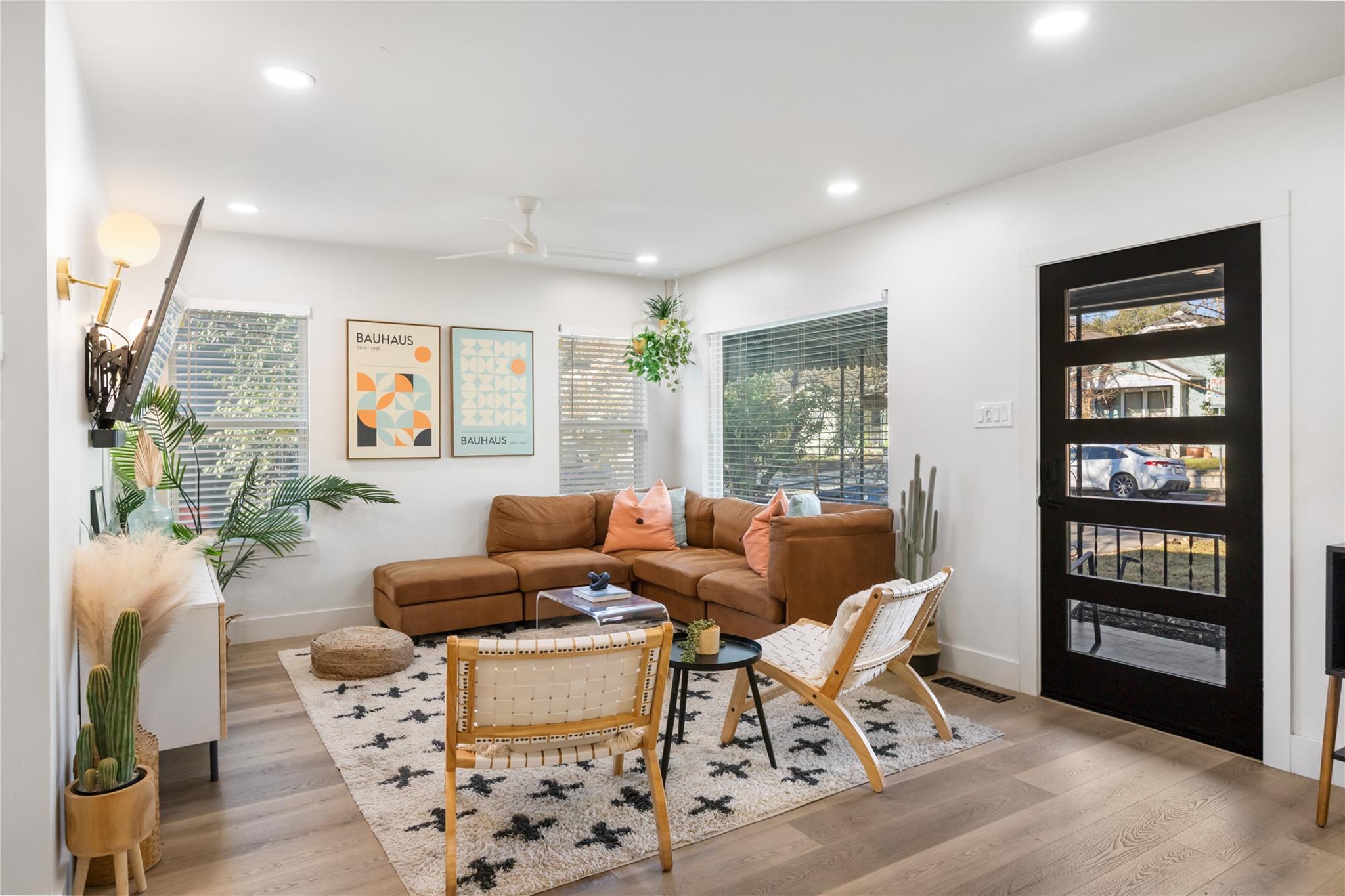 2109 Brackenridge St, Austin, TX 78704