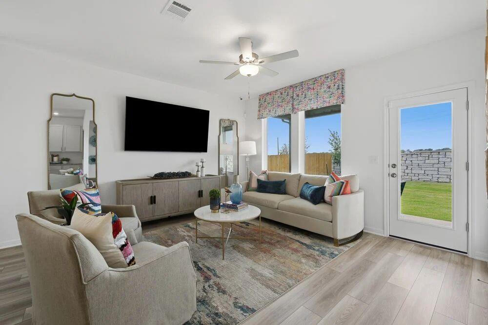 14116 Edna Maxine Walk, Del Valle, TX 78617