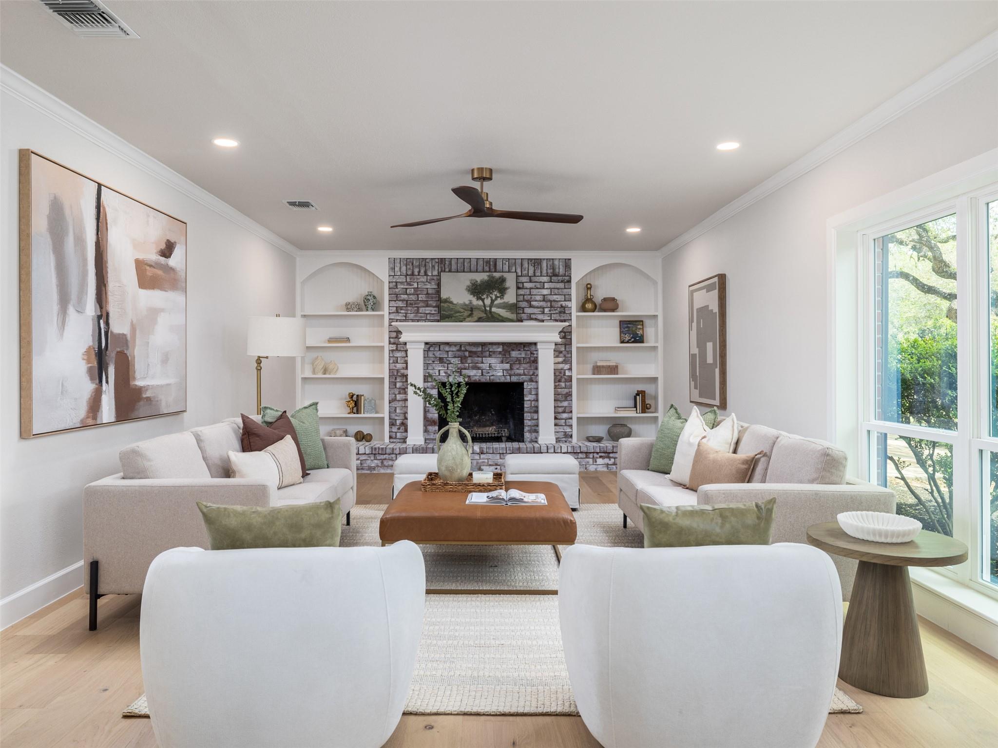 701 Oakwood Ln, Dripping Springs, TX 78620