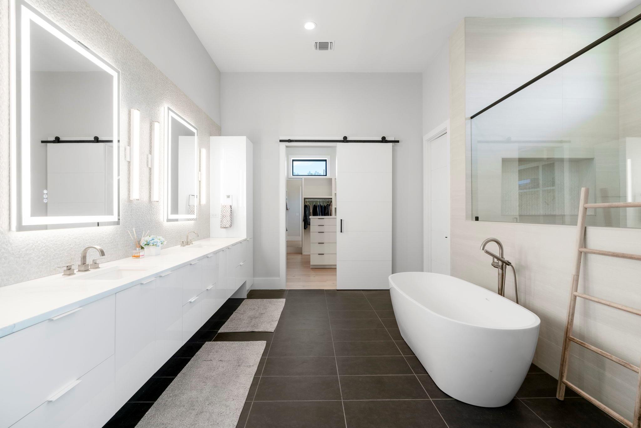 18601 Sugar Maple Dr, Lago Vista, TX 78645