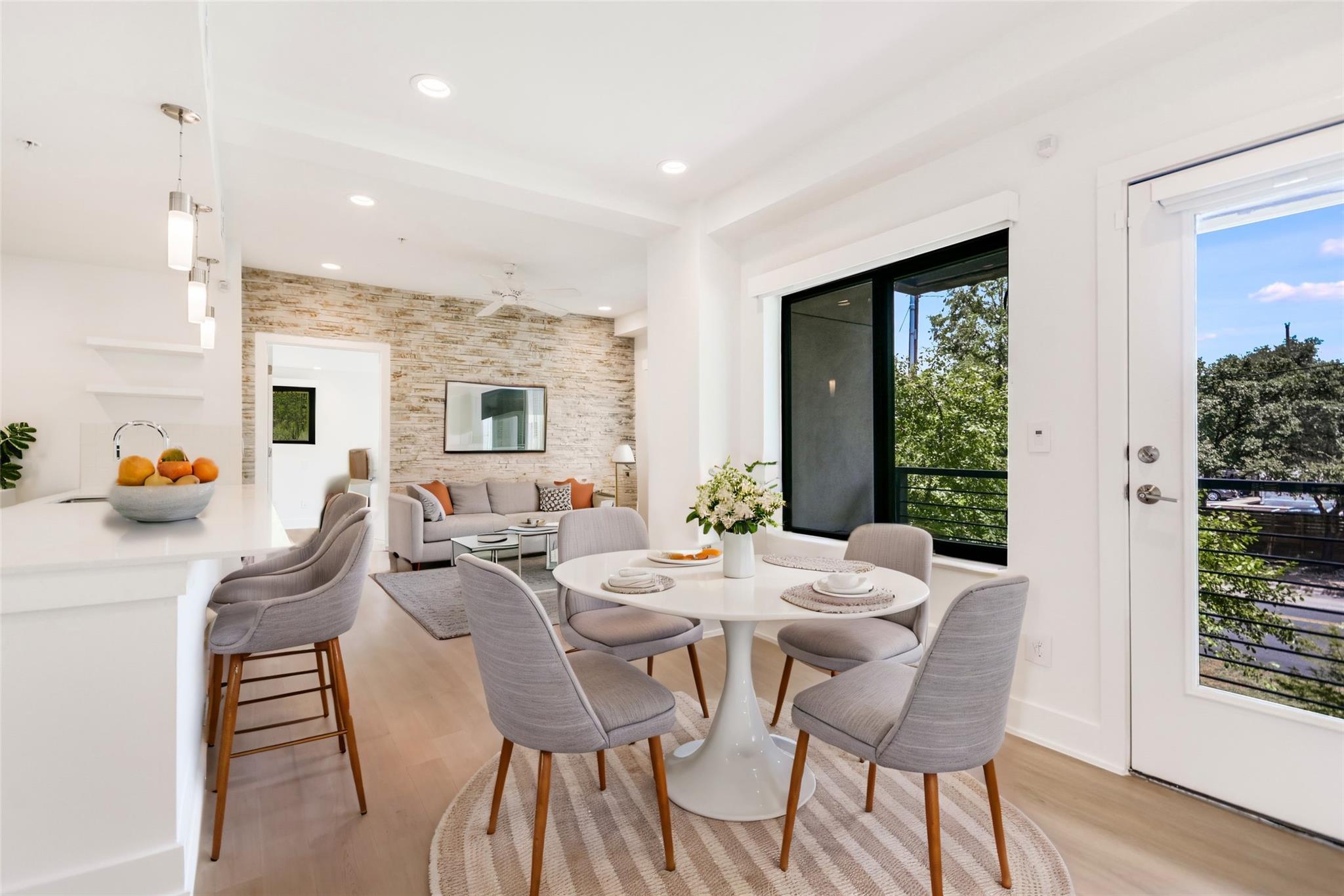 1603 Enfield Rd # 200, Austin, TX 78703