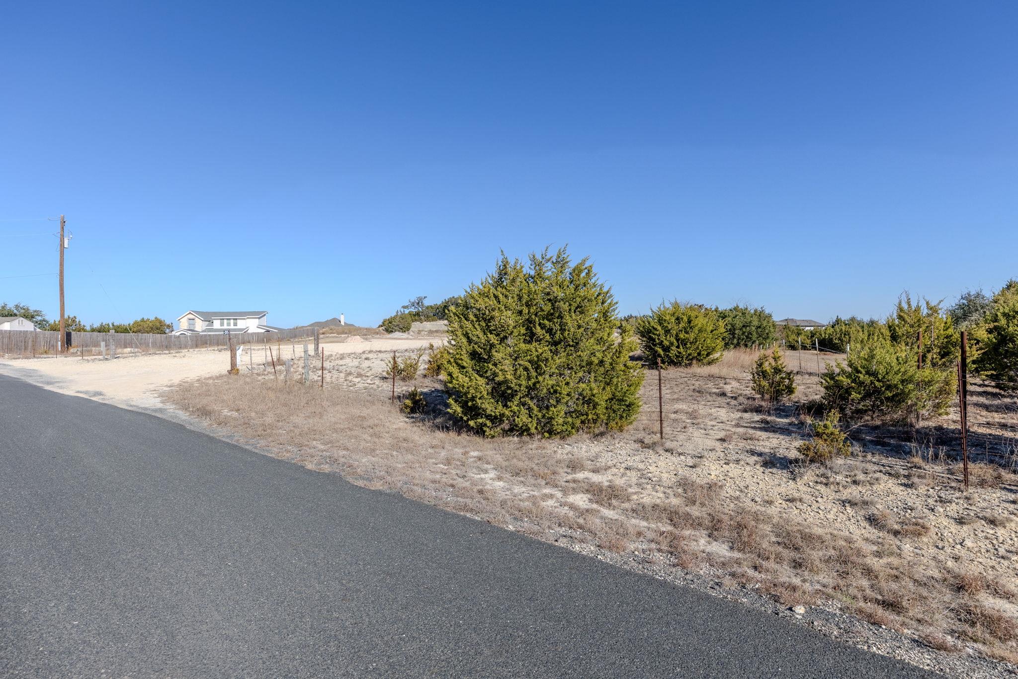 107 Rolling Hills Rd, Liberty Hill, TX 78642