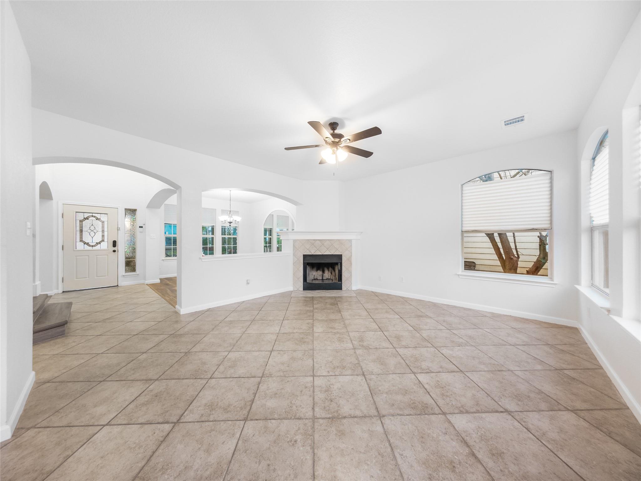 202 Holmstrom St, Hutto, TX 78634