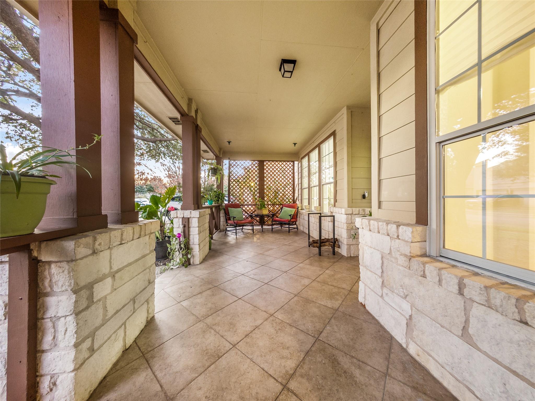 202 Holmstrom St, Hutto, TX 78634