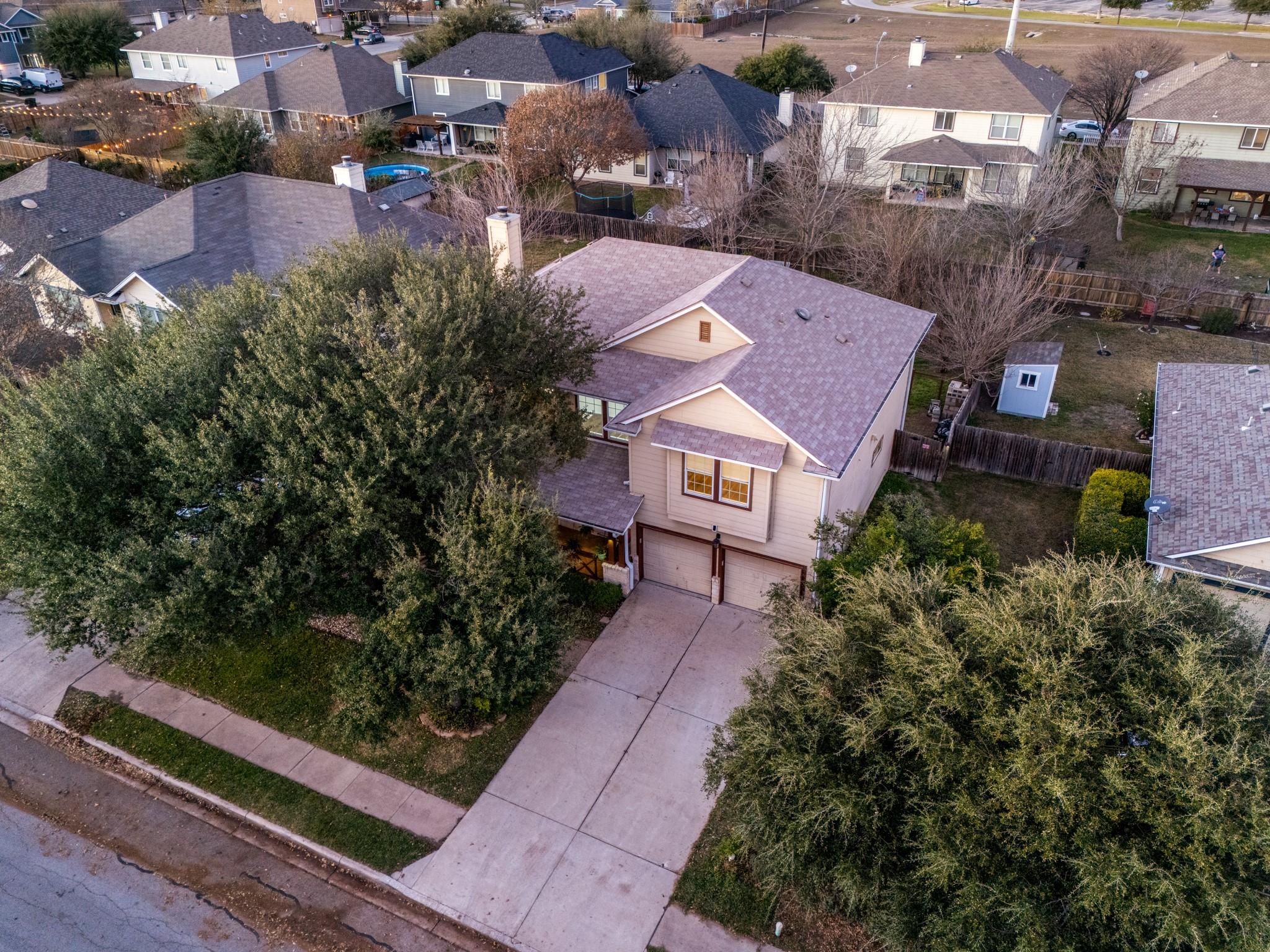 202 Holmstrom St, Hutto, TX 78634