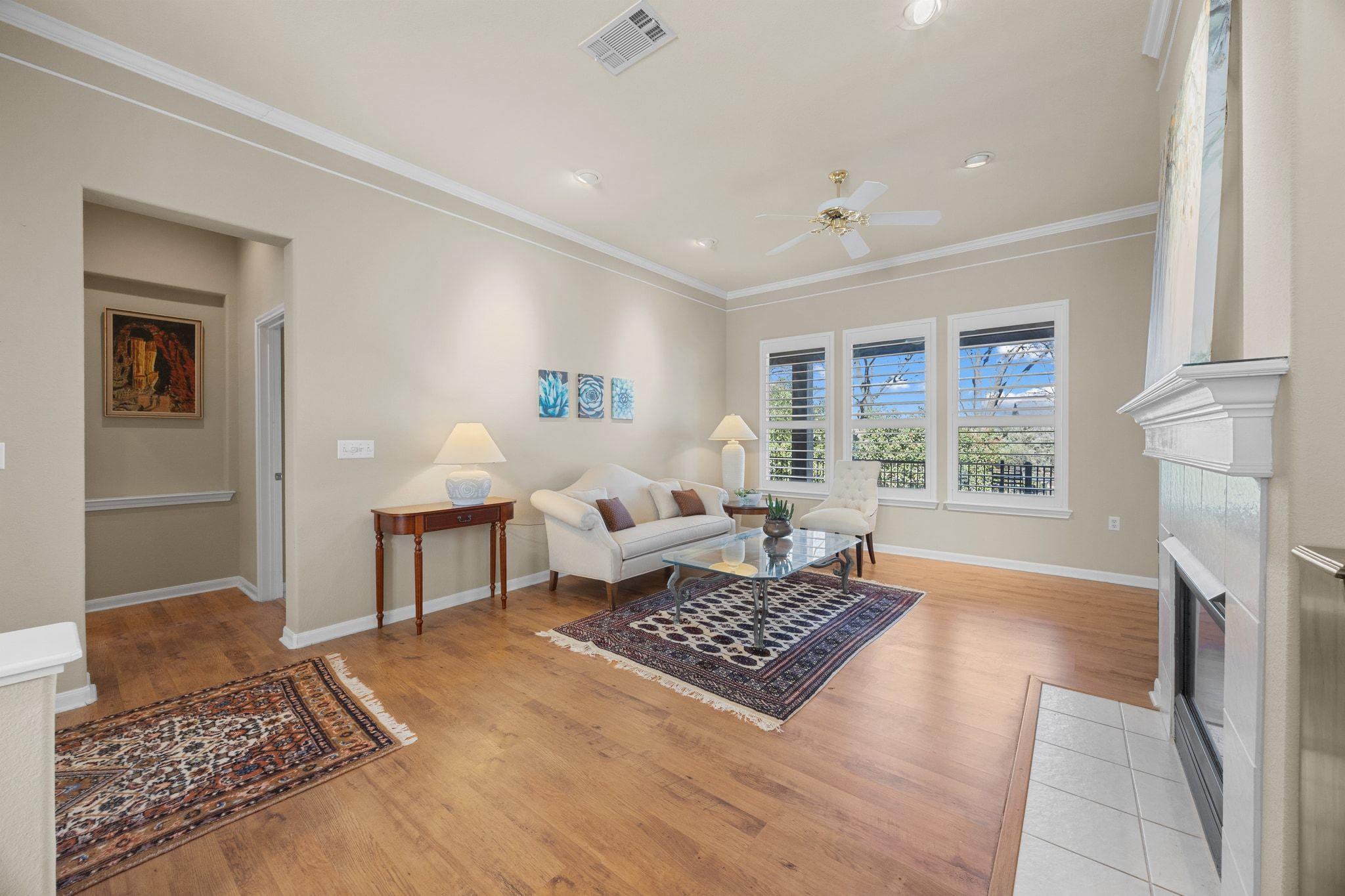 105 Lariat Drive Dr, Georgetown, TX 78633