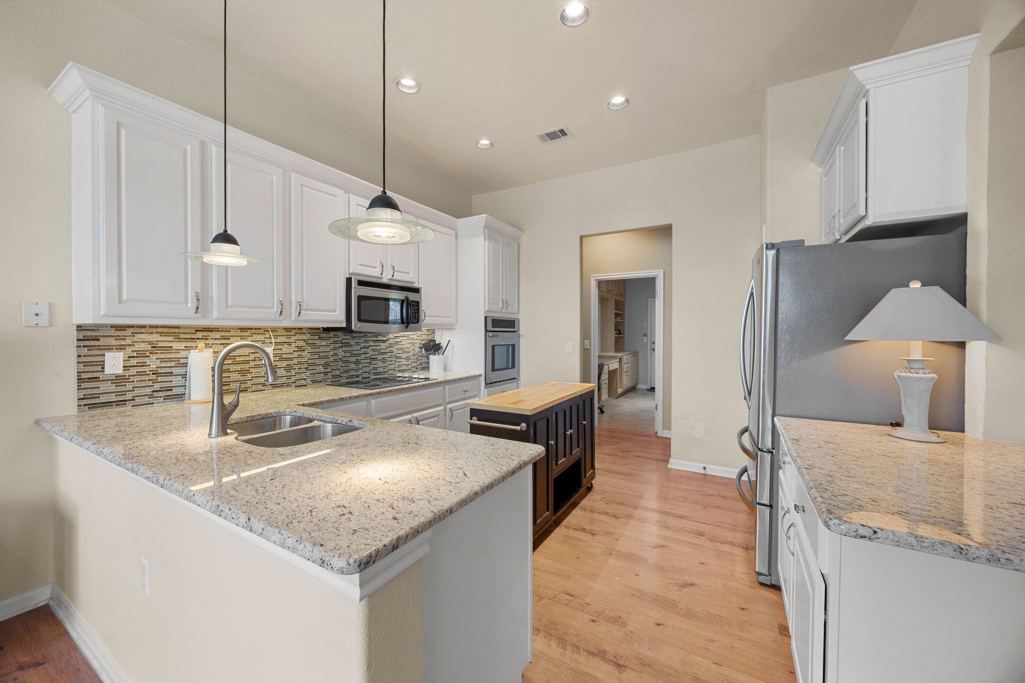 105 Lariat Drive Dr, Georgetown, TX 78633