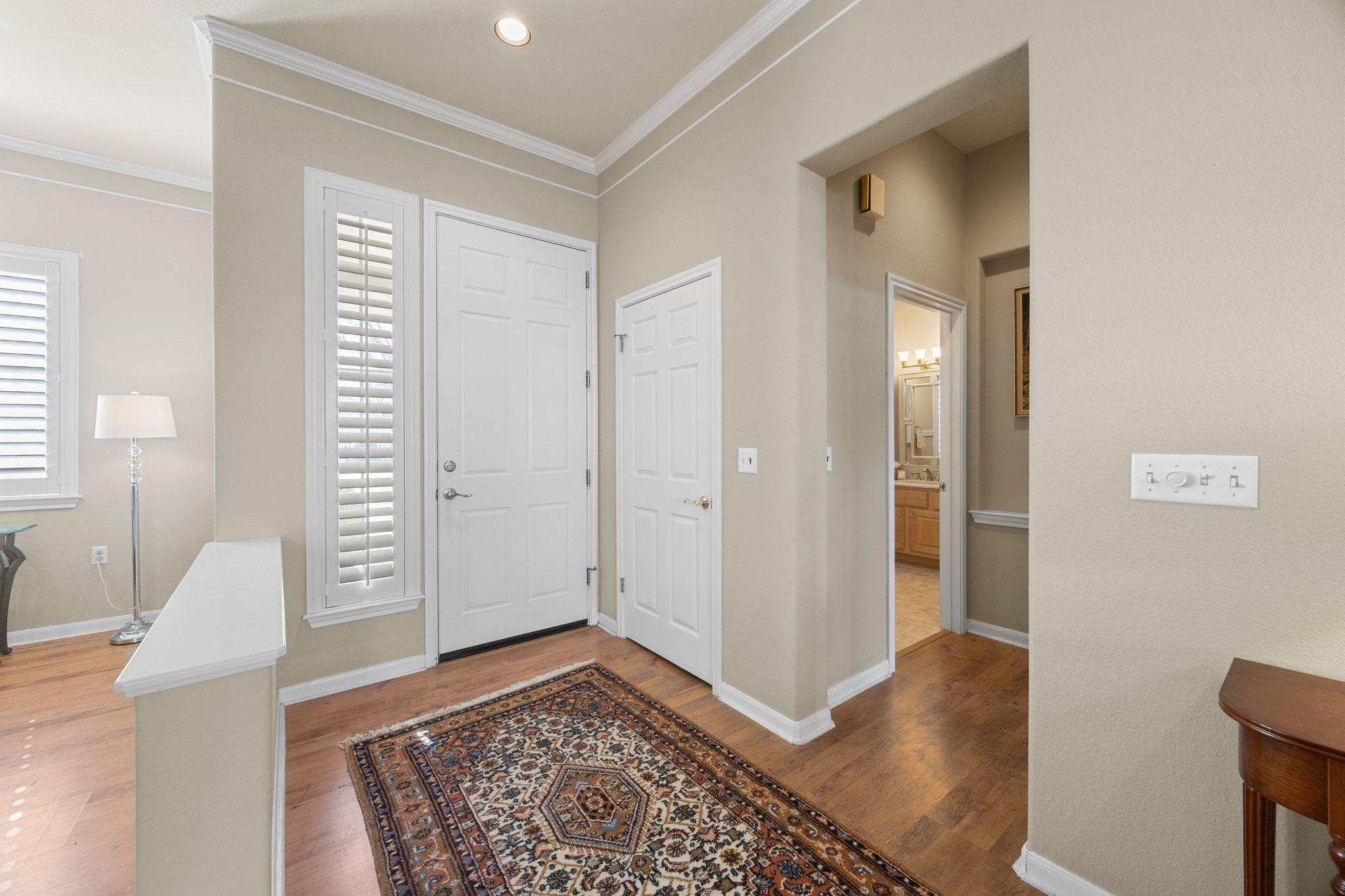 105 Lariat Dr, Georgetown, TX 78633