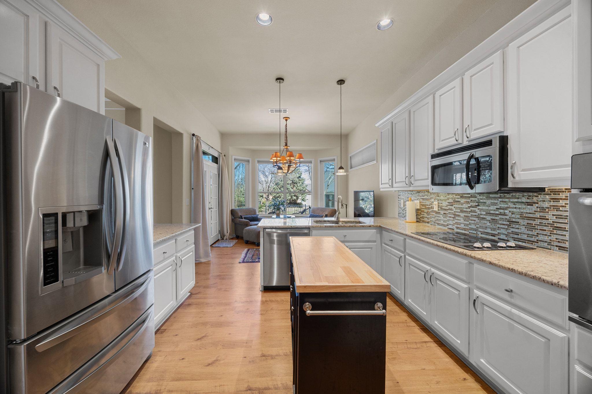 105 Lariat Drive Dr, Georgetown, TX 78633