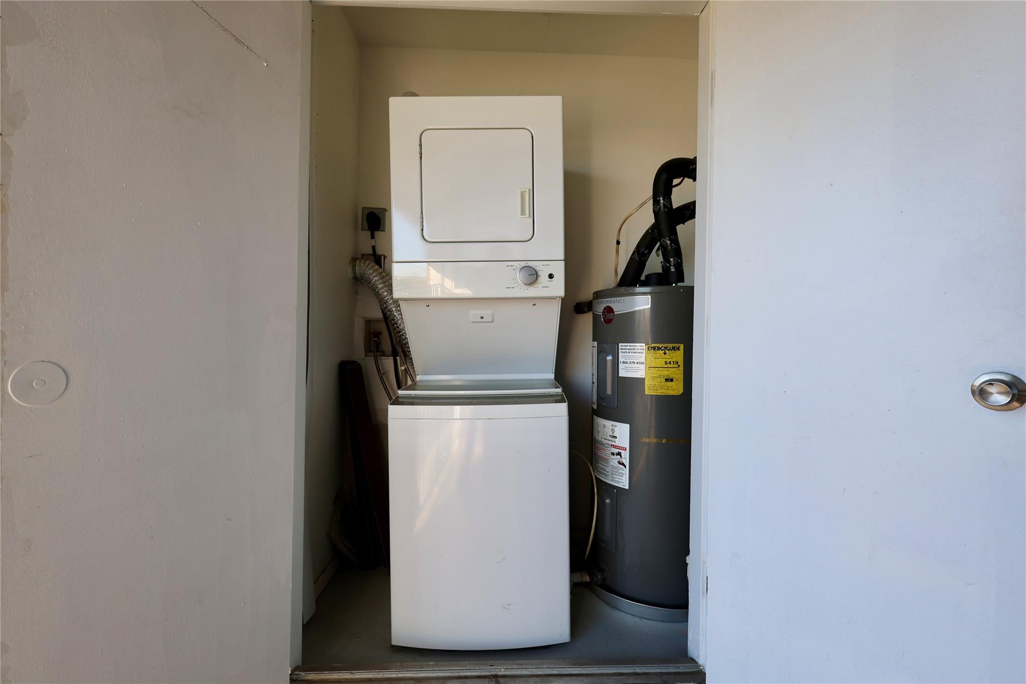 1840 Burton Dr # 120, Austin, TX 78741