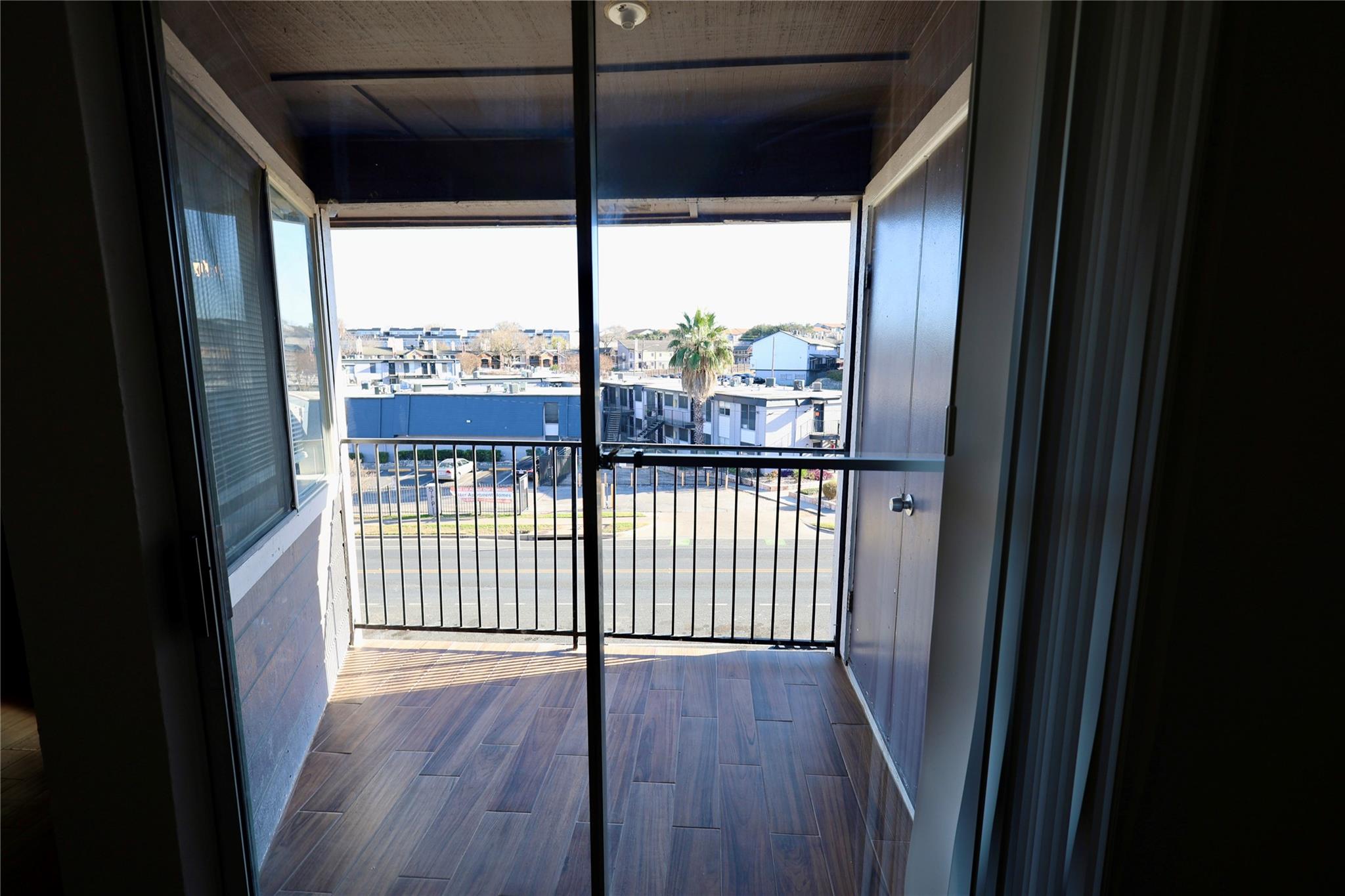 1840 Burton Dr # 120, Austin, TX 78741