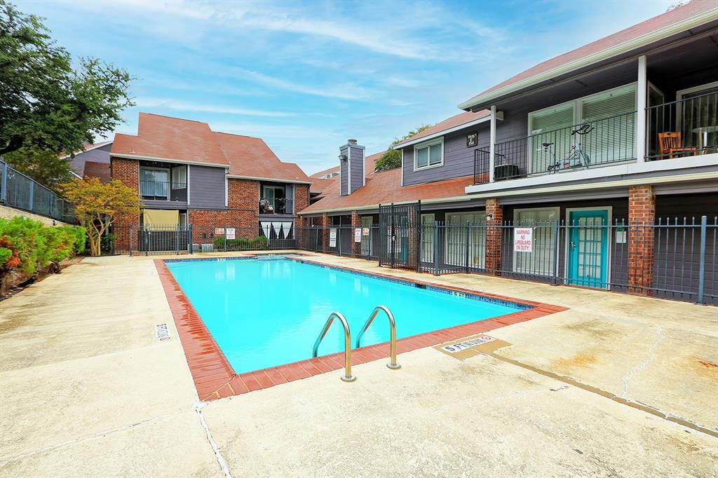 1840 Burton Dr # 120, Austin, TX 78741