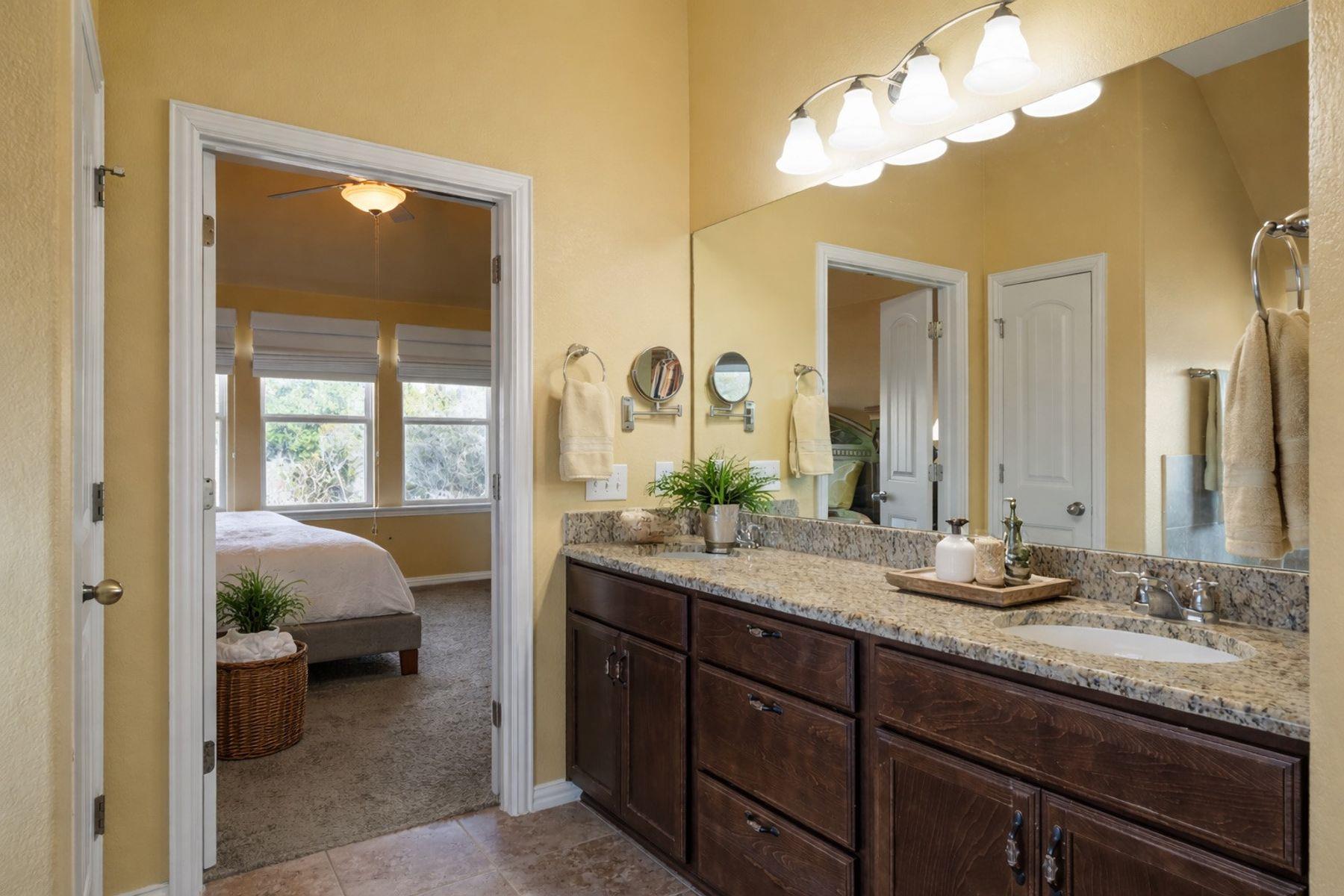 3629 Arvel Dr, Leander, TX 78641