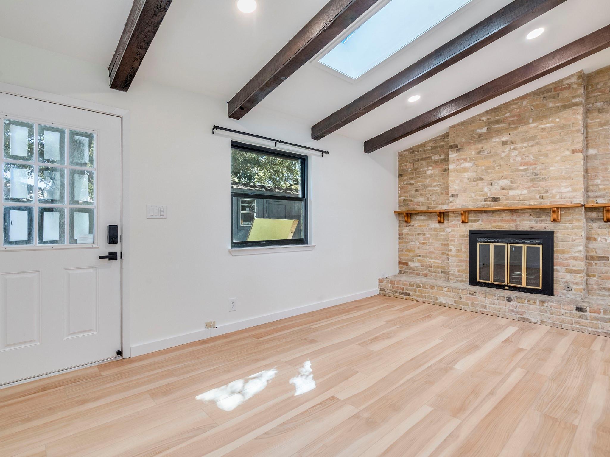 2009 GATHRIGHT Cv # A, Austin, TX 78704