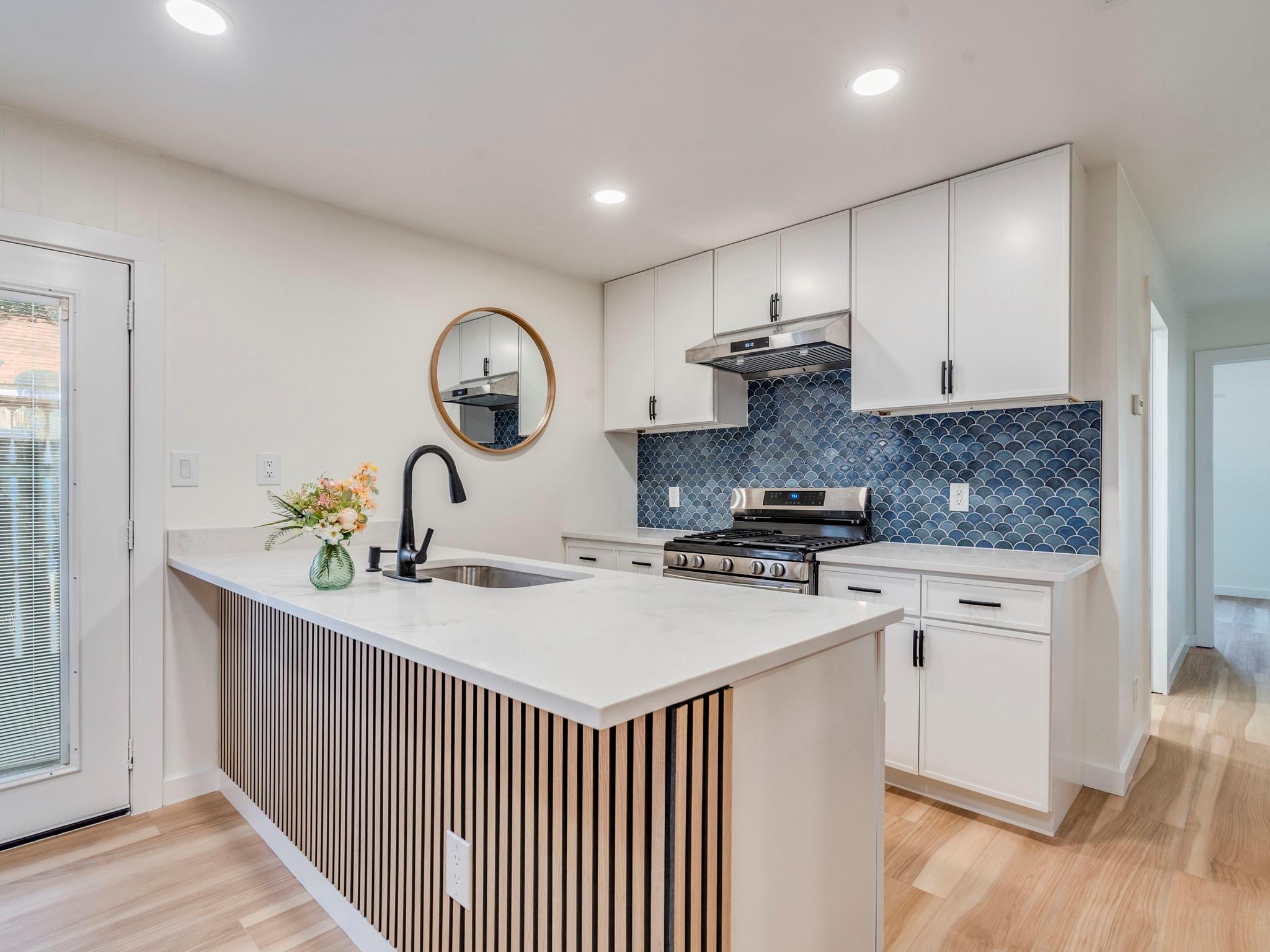 2009 GATHRIGHT Cv # A, Austin, TX 78704