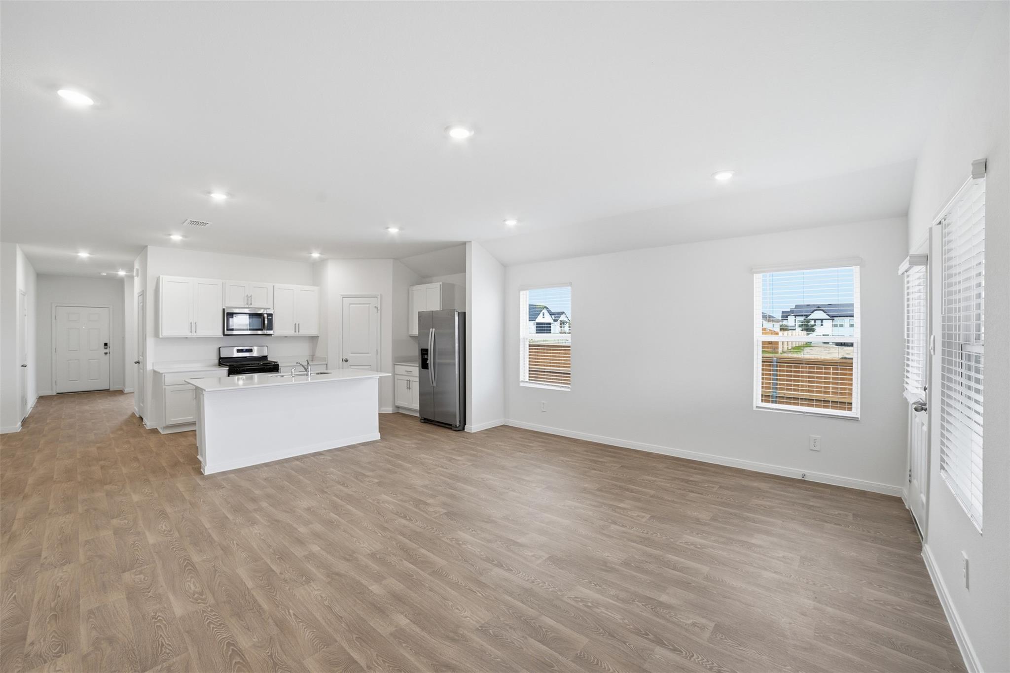 132 LAS LOMAS Dr, San Marcos, TX 78666