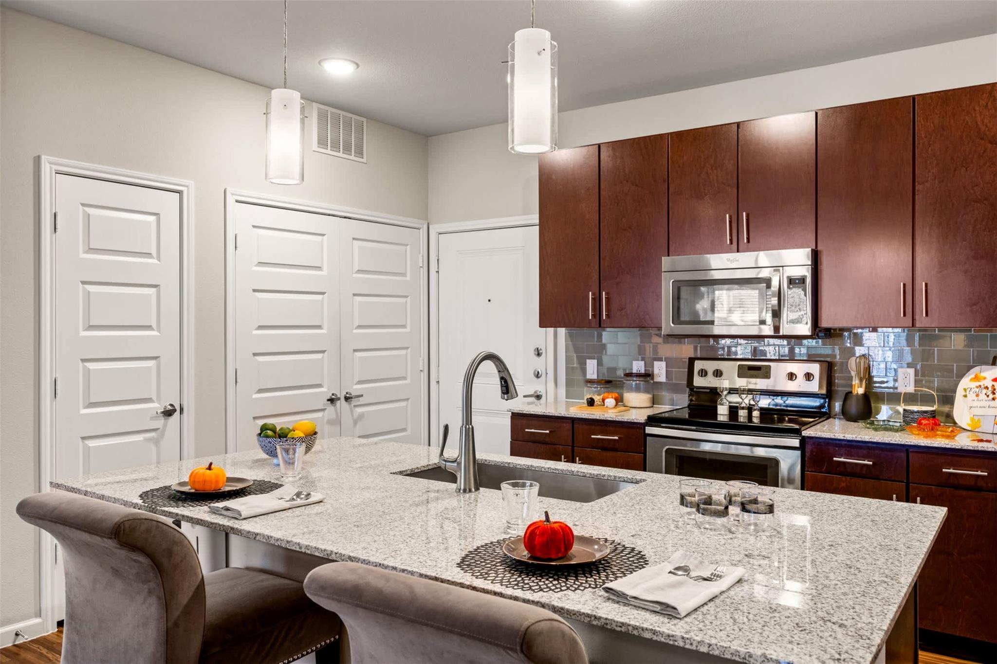 9308 S 1st Bch # 1928, Austin, TX 78748