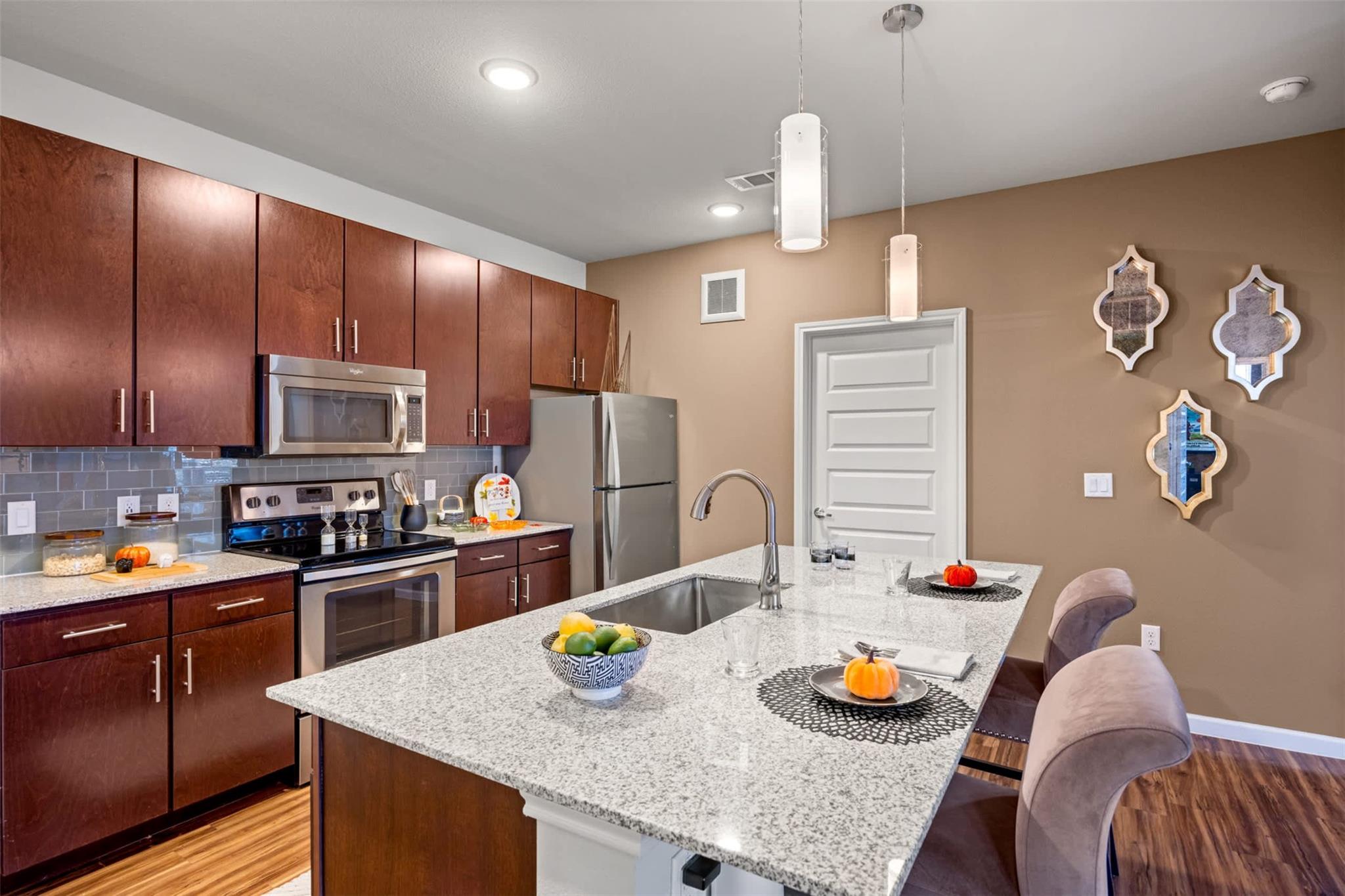 9308 S 1st Bch # 1229, Austin, TX 78748