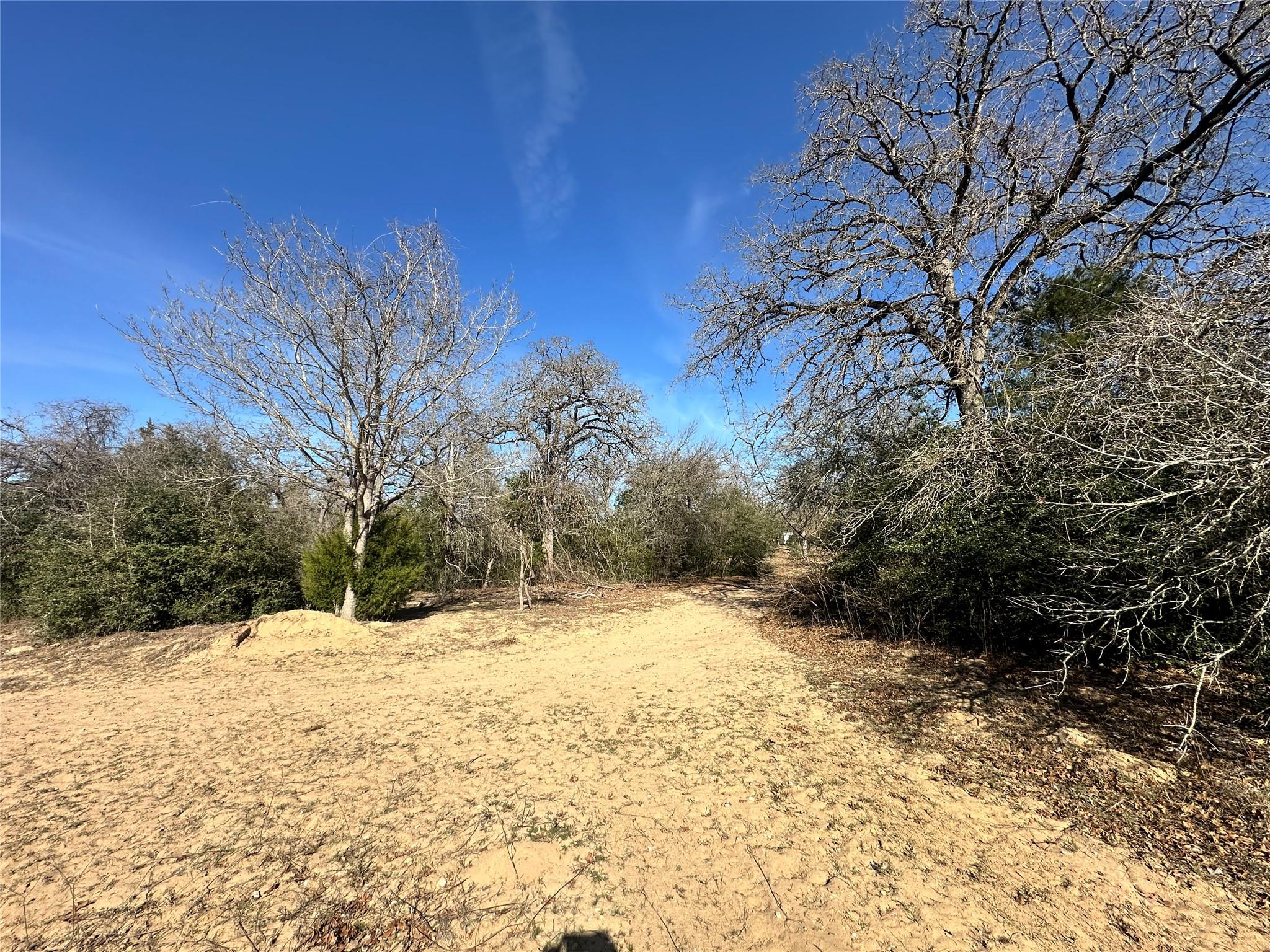 1085 Private Road 3063, Lexington, TX 78947