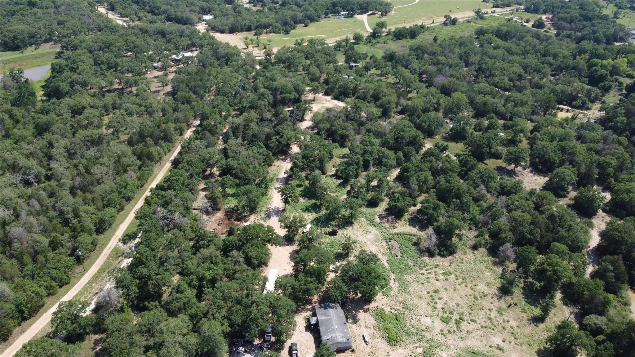 1085 Private Road 3063, Lexington, TX 78947