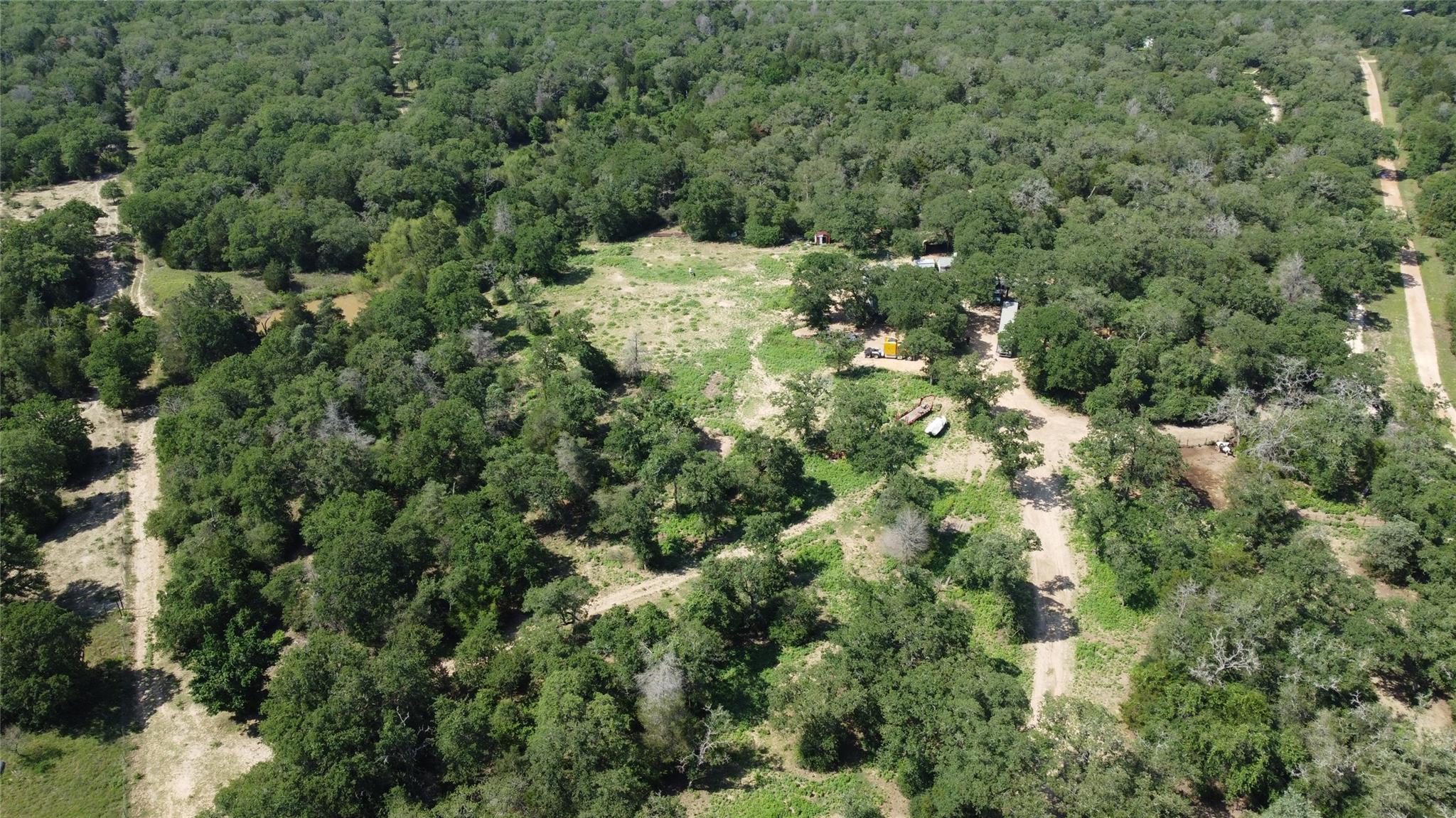 1085 Private Road 3063, Lexington, TX 78947