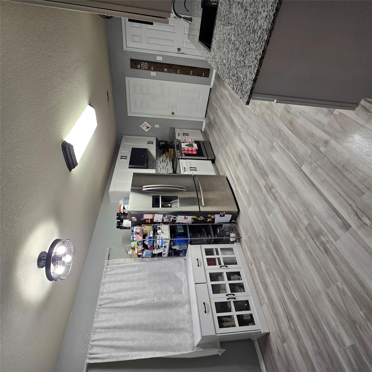 212 Druse Ln, Jarrell, TX 76537