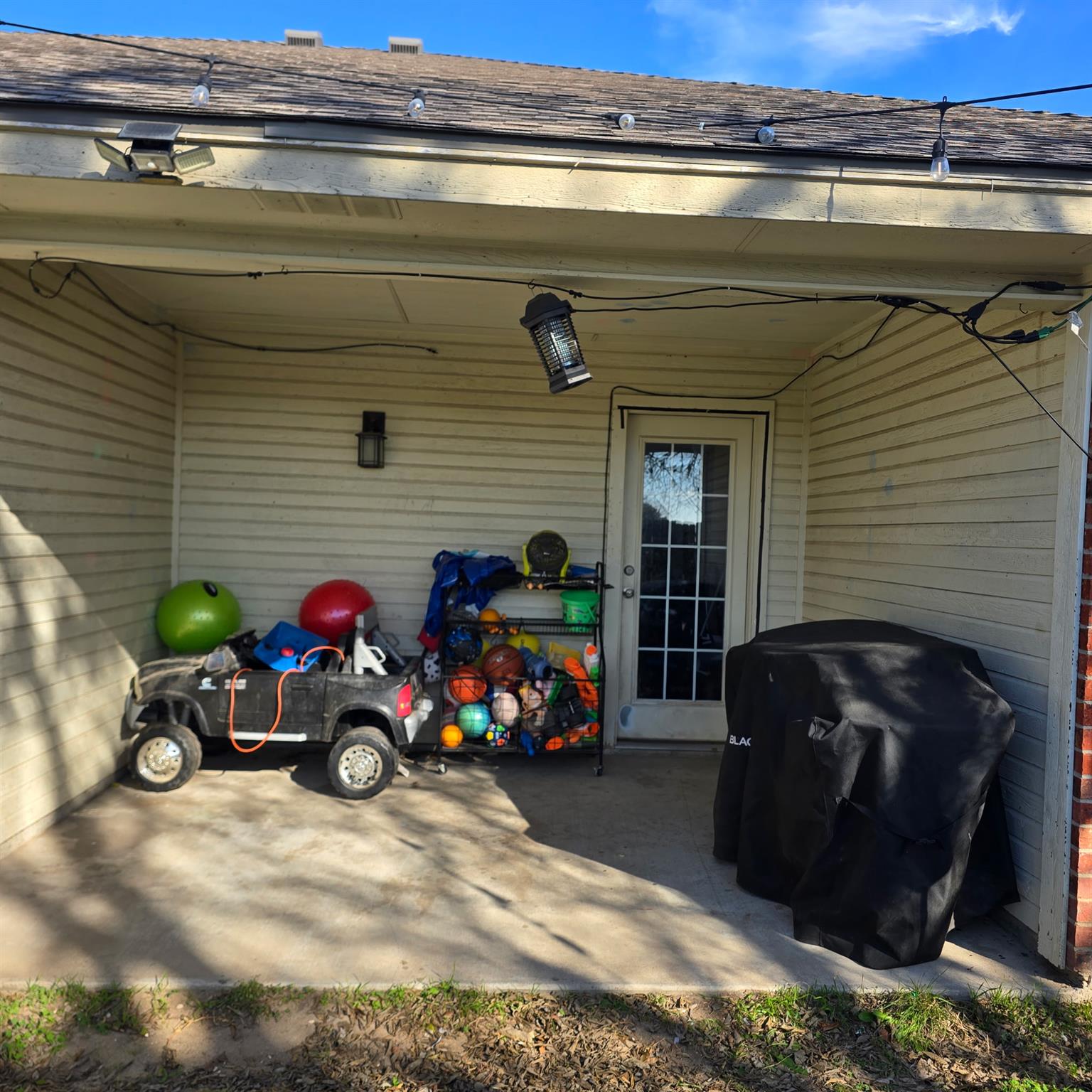 212 Druse Ln, Jarrell, TX 76537