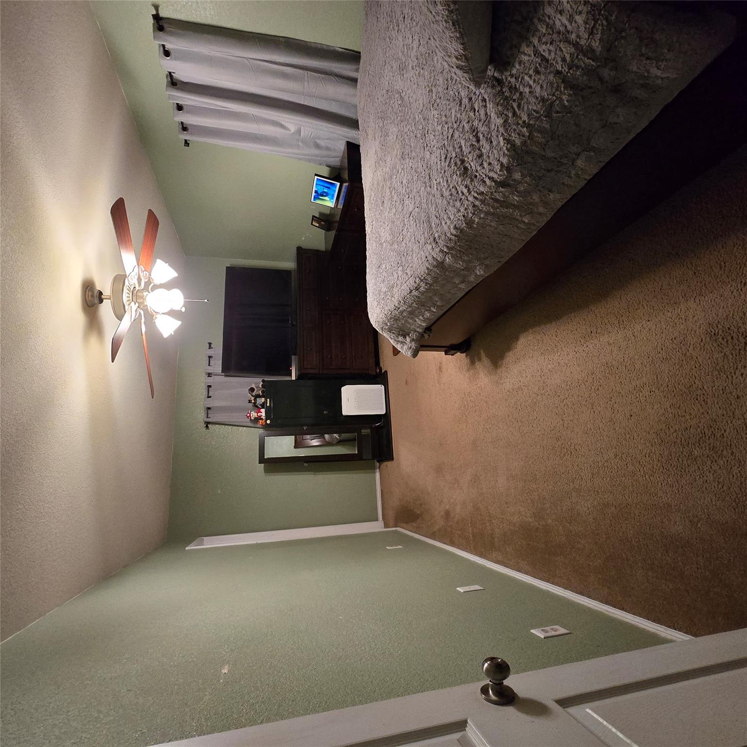 212 Druse Ln, Jarrell, TX 76537