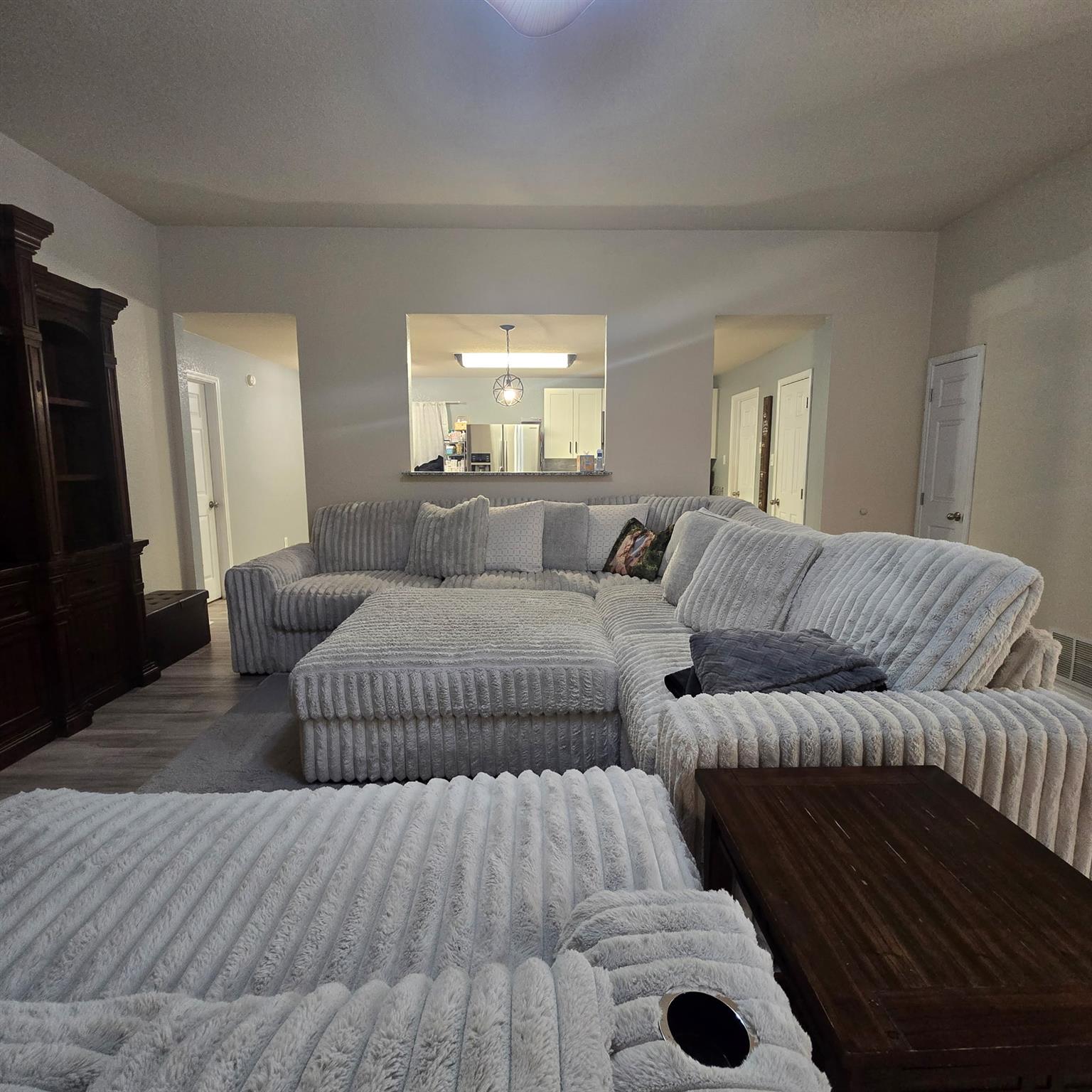 212 Druse Ln, Jarrell, TX 76537