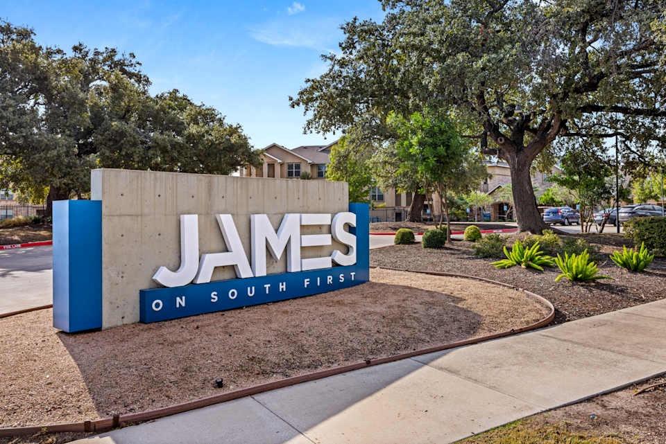 8800 S. First St # 1124, Austin, TX 78748