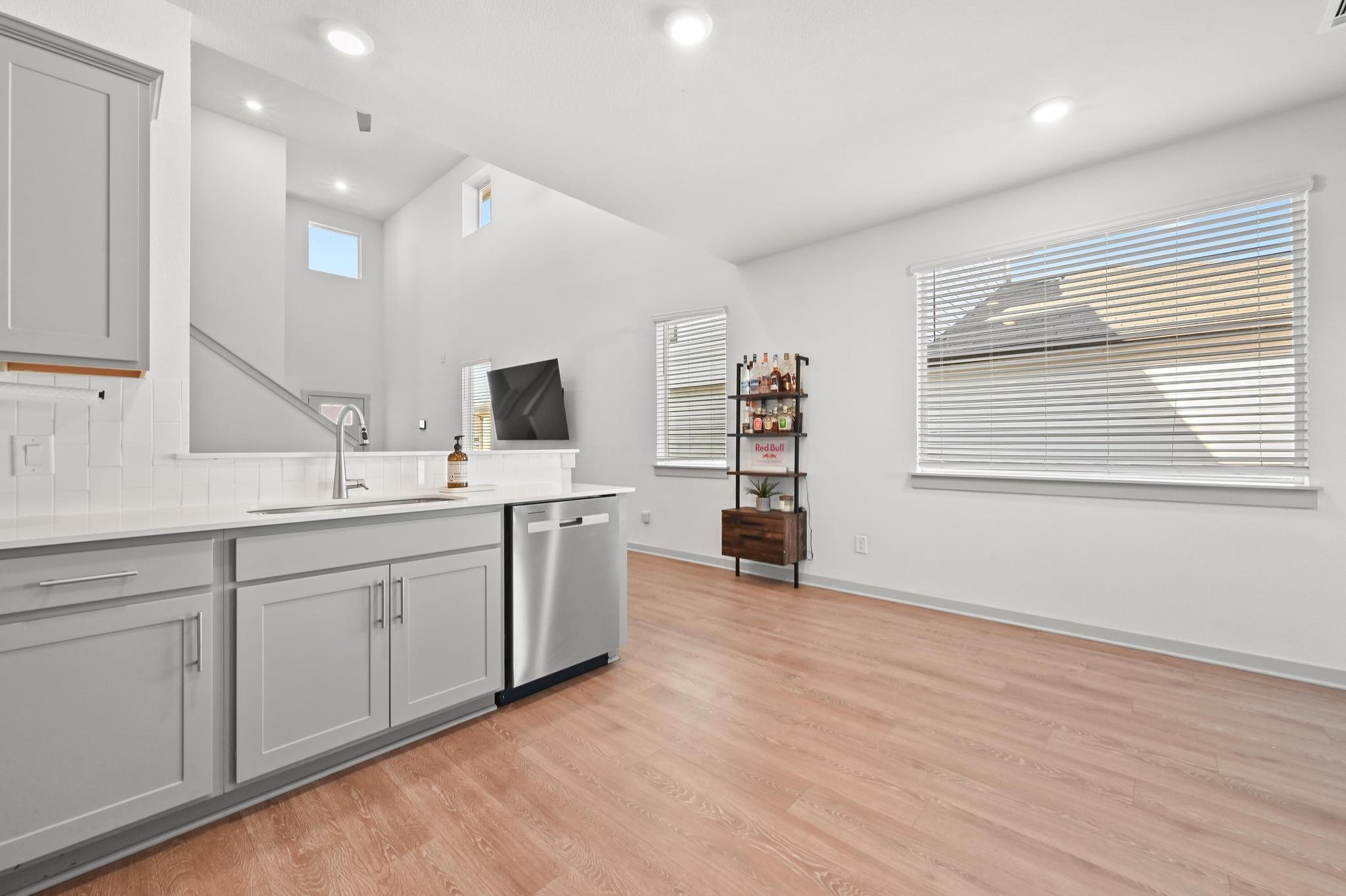 522 Wilshire Rd, San Marcos, TX 78666