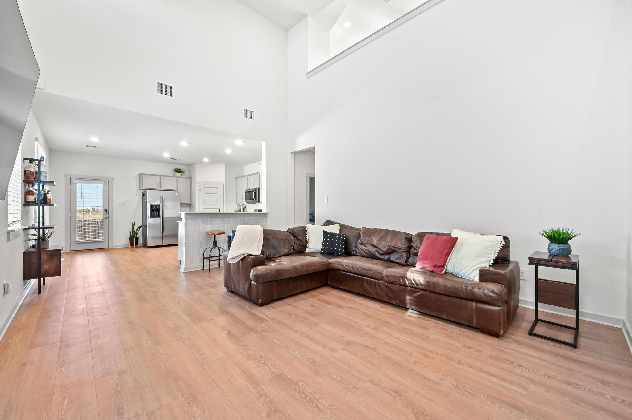 522 Wilshire Rd, San Marcos, TX 78666