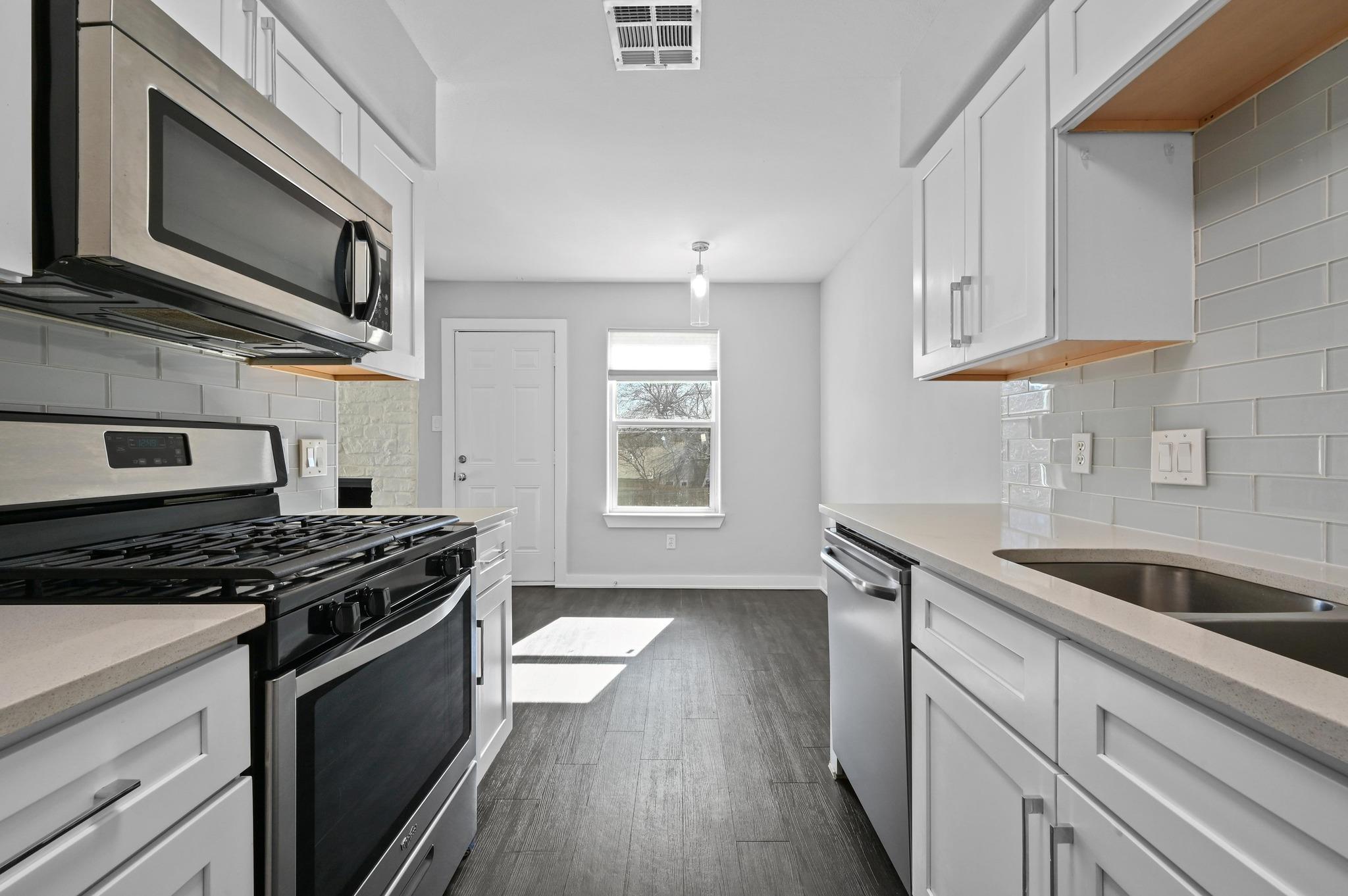 1903 Townesouth Cir # B, Austin, TX 78741