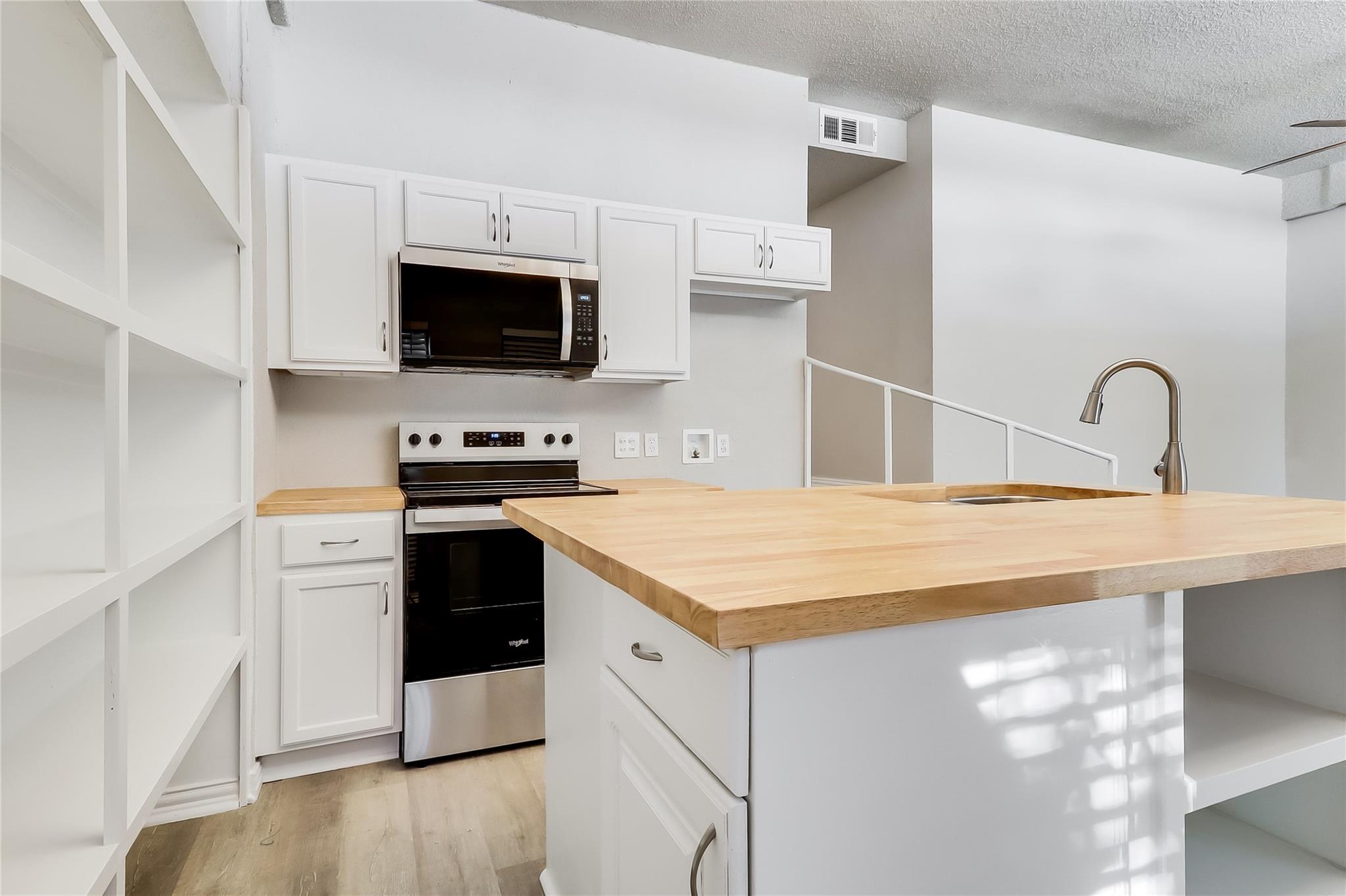 5918 Lago Vista Way # D33, Leander, TX 78645