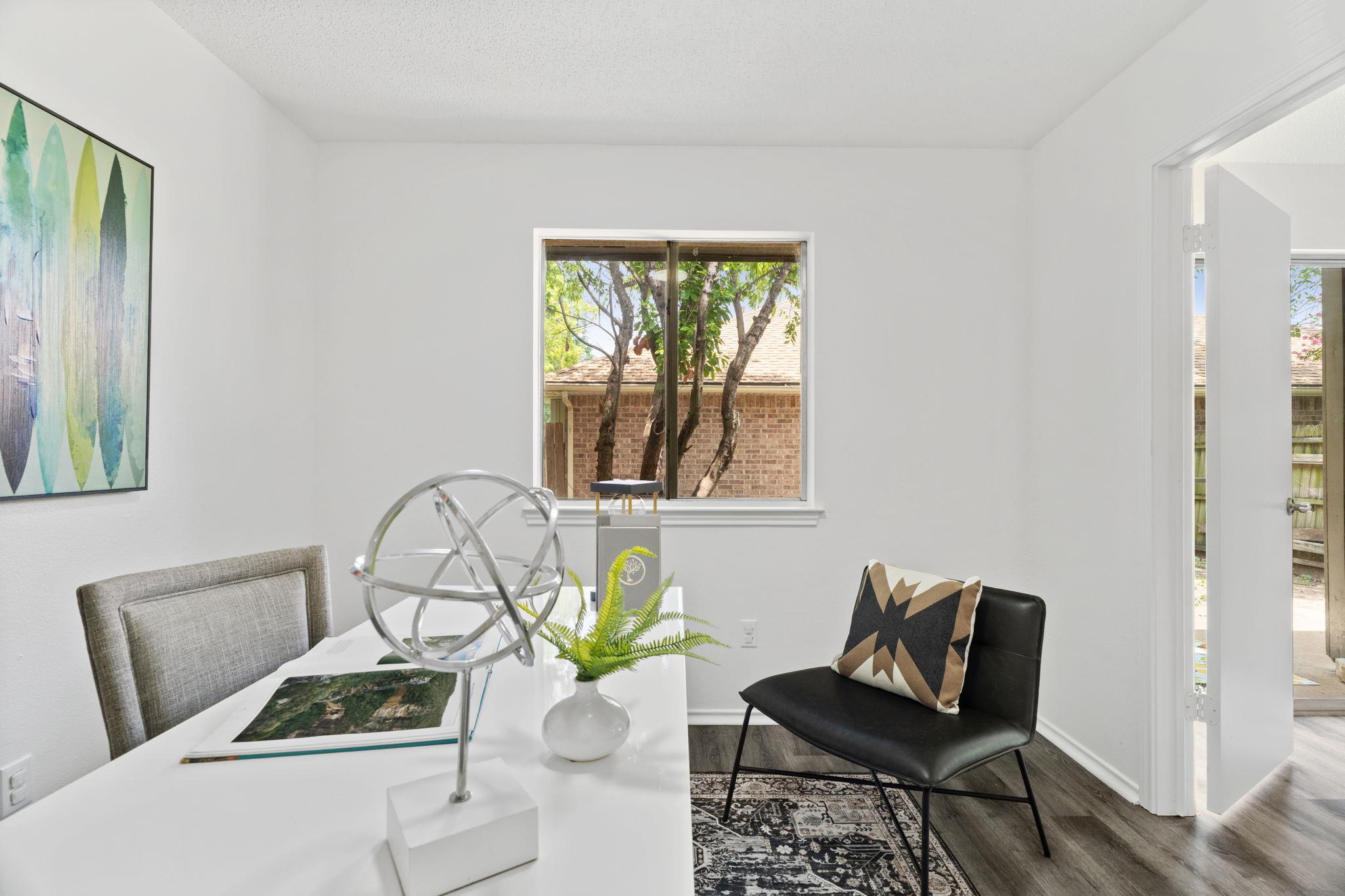 800 Saunders Dr, Round Rock, TX 78664