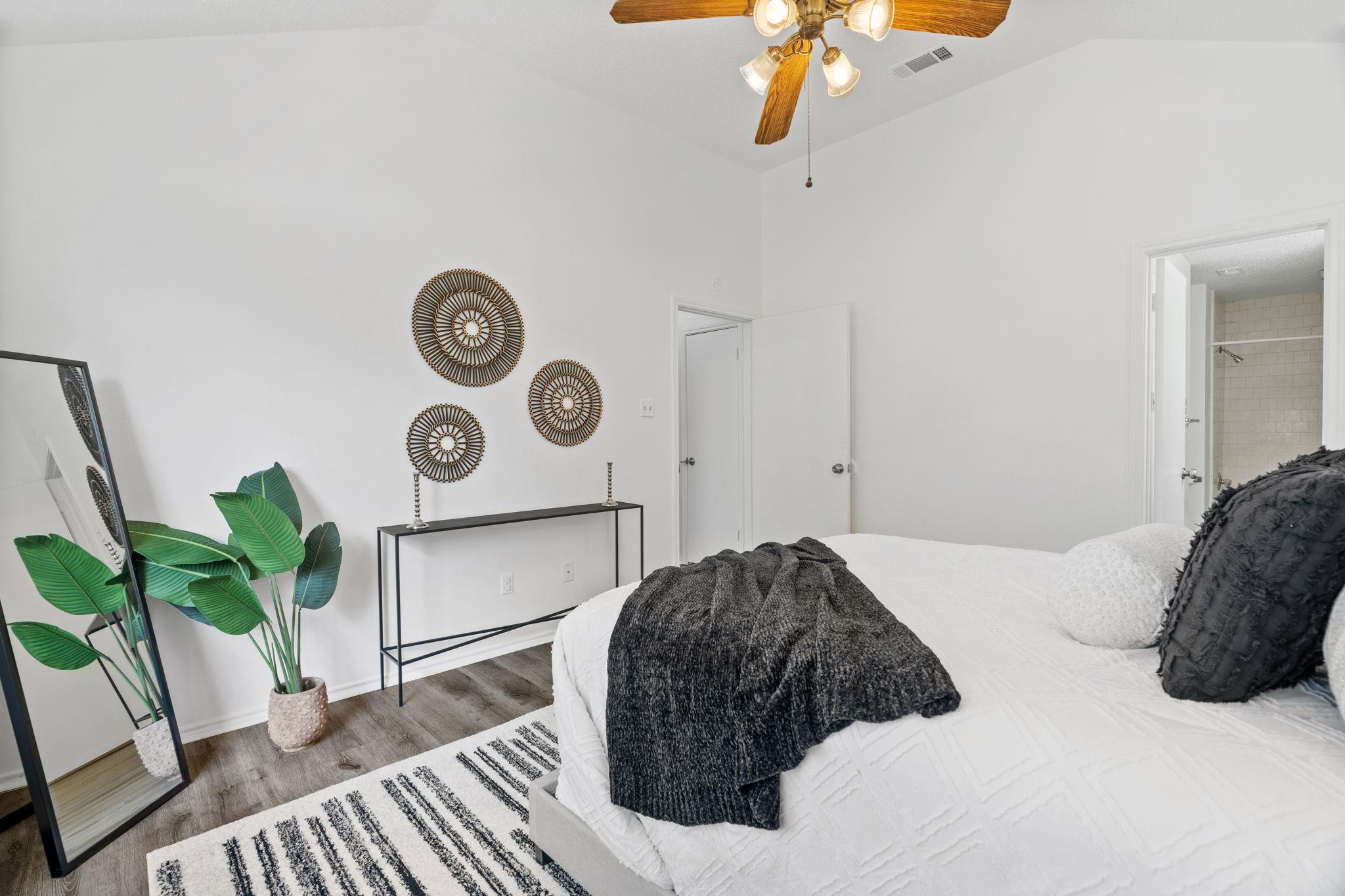 800 Saunders Dr, Round Rock, TX 78664