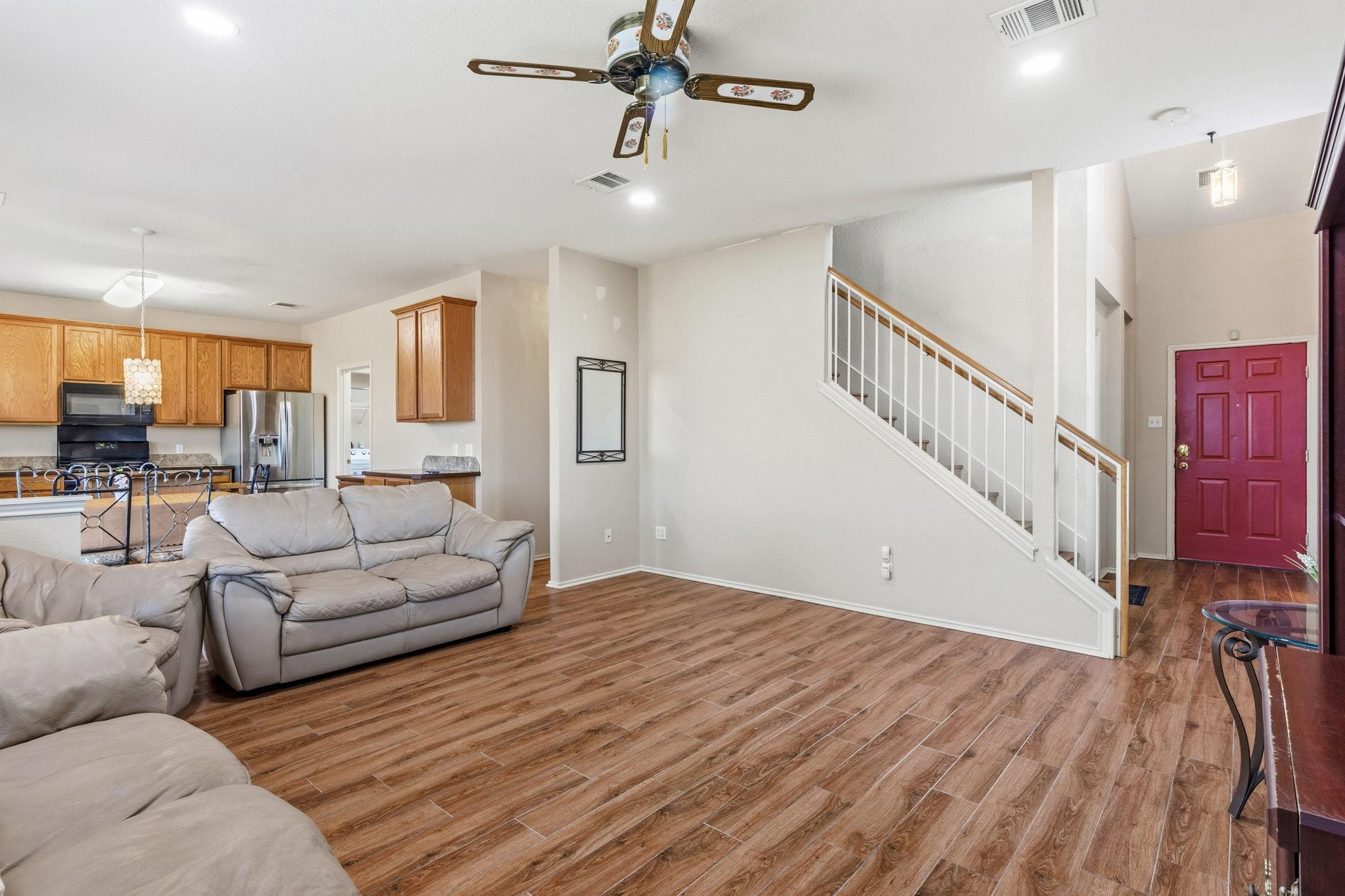 1809 Darjeeling Dr, Pflugerville, TX 78660