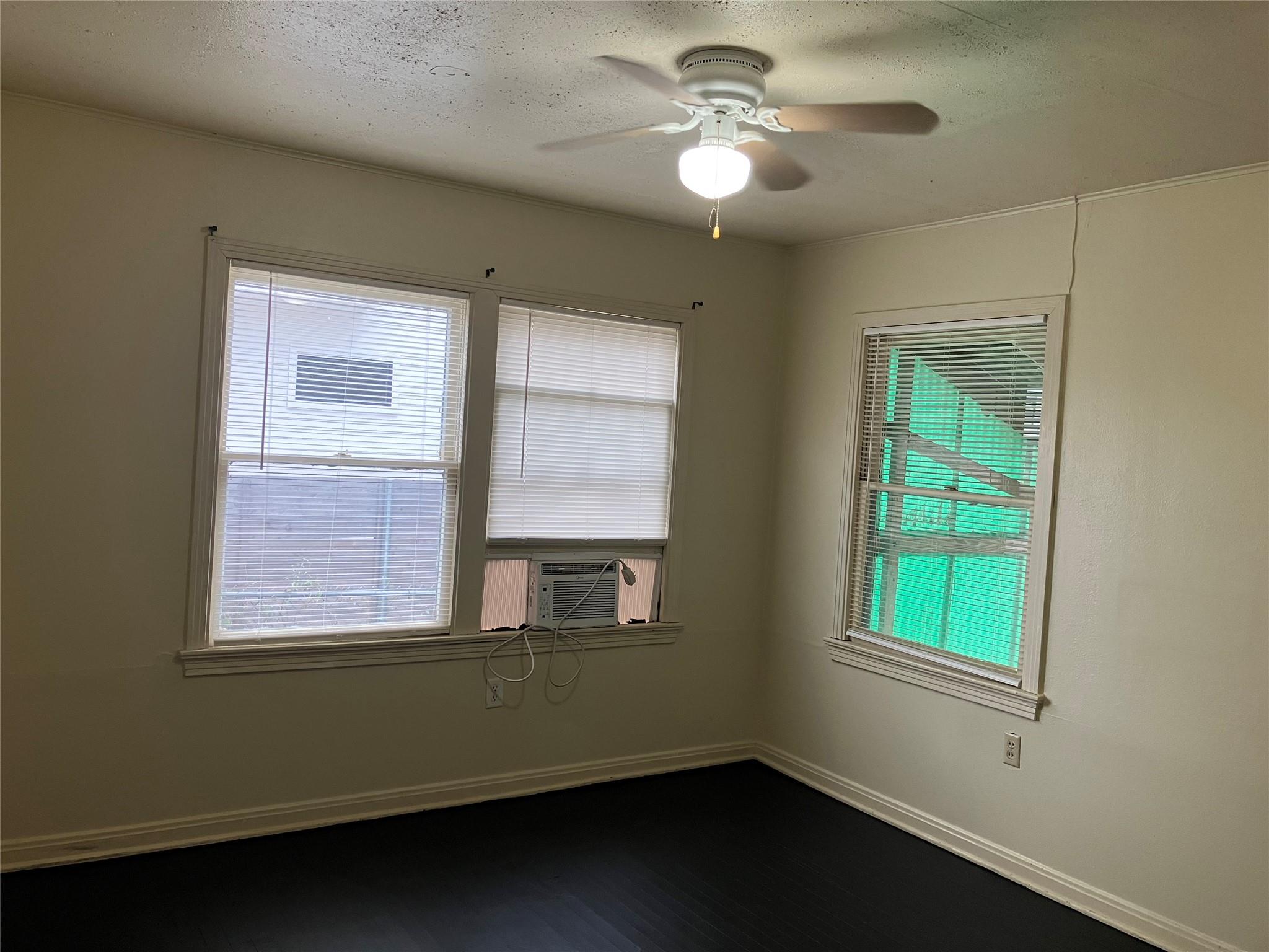 611 Clifford Dr, Austin, TX 78745