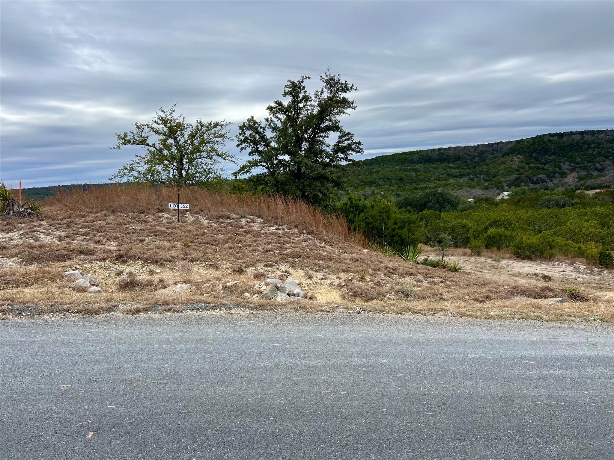 Lot#352 Whitewater Dr, Bertram, TX 78605