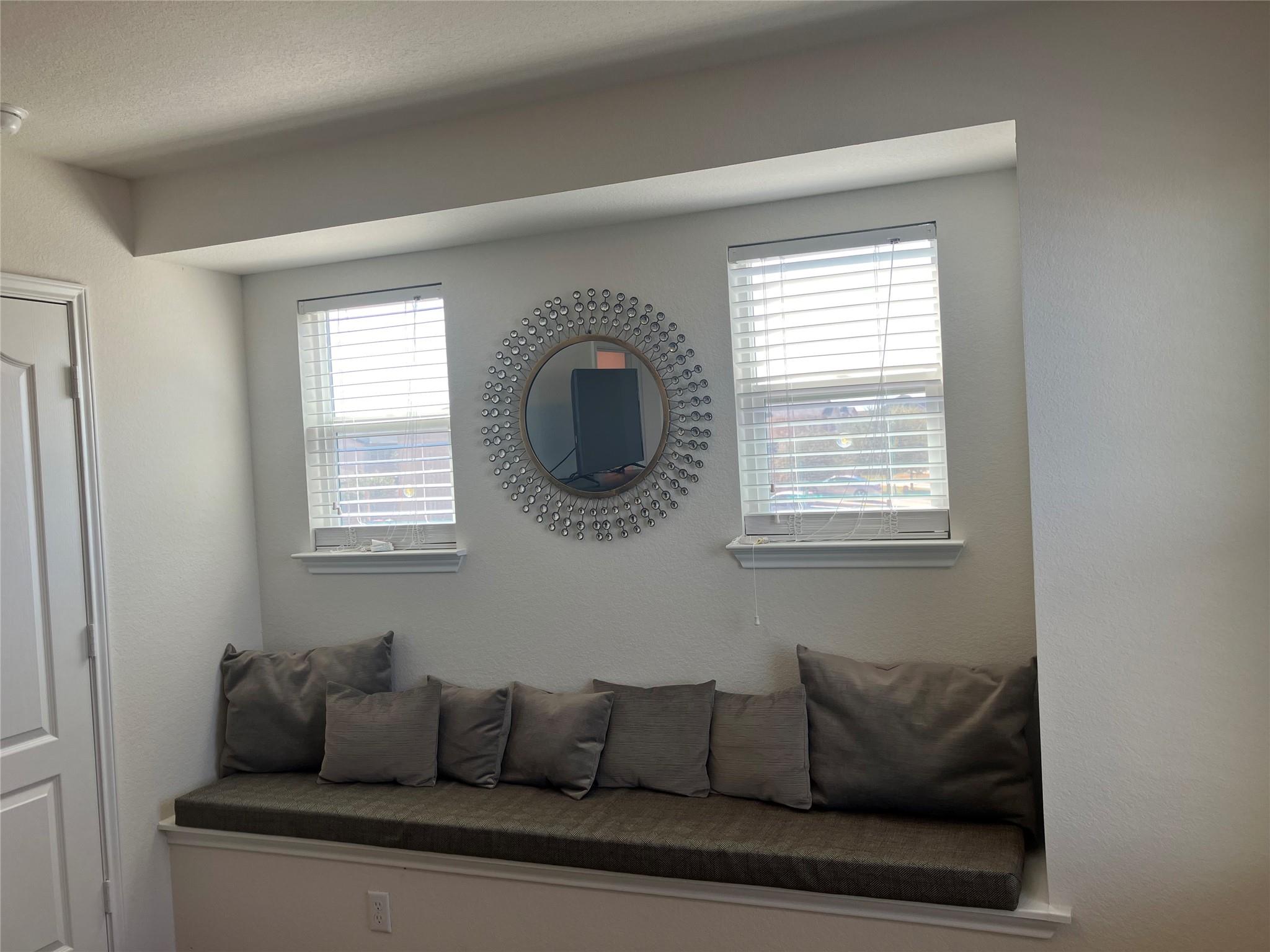 4410 Kings Canyon Dr, Taylor, TX 78634