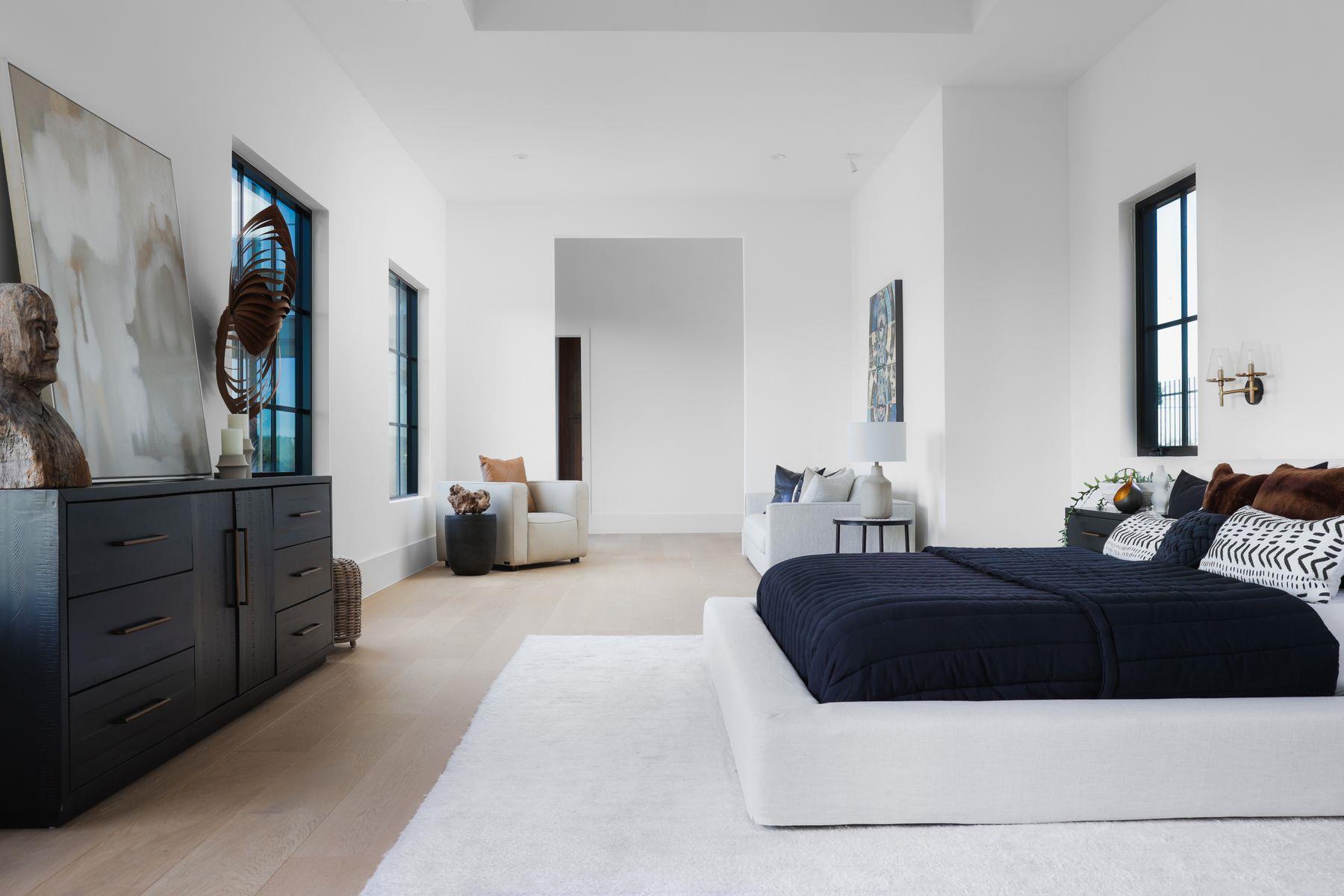 4405 Hennig Dr, Austin, TX 78738